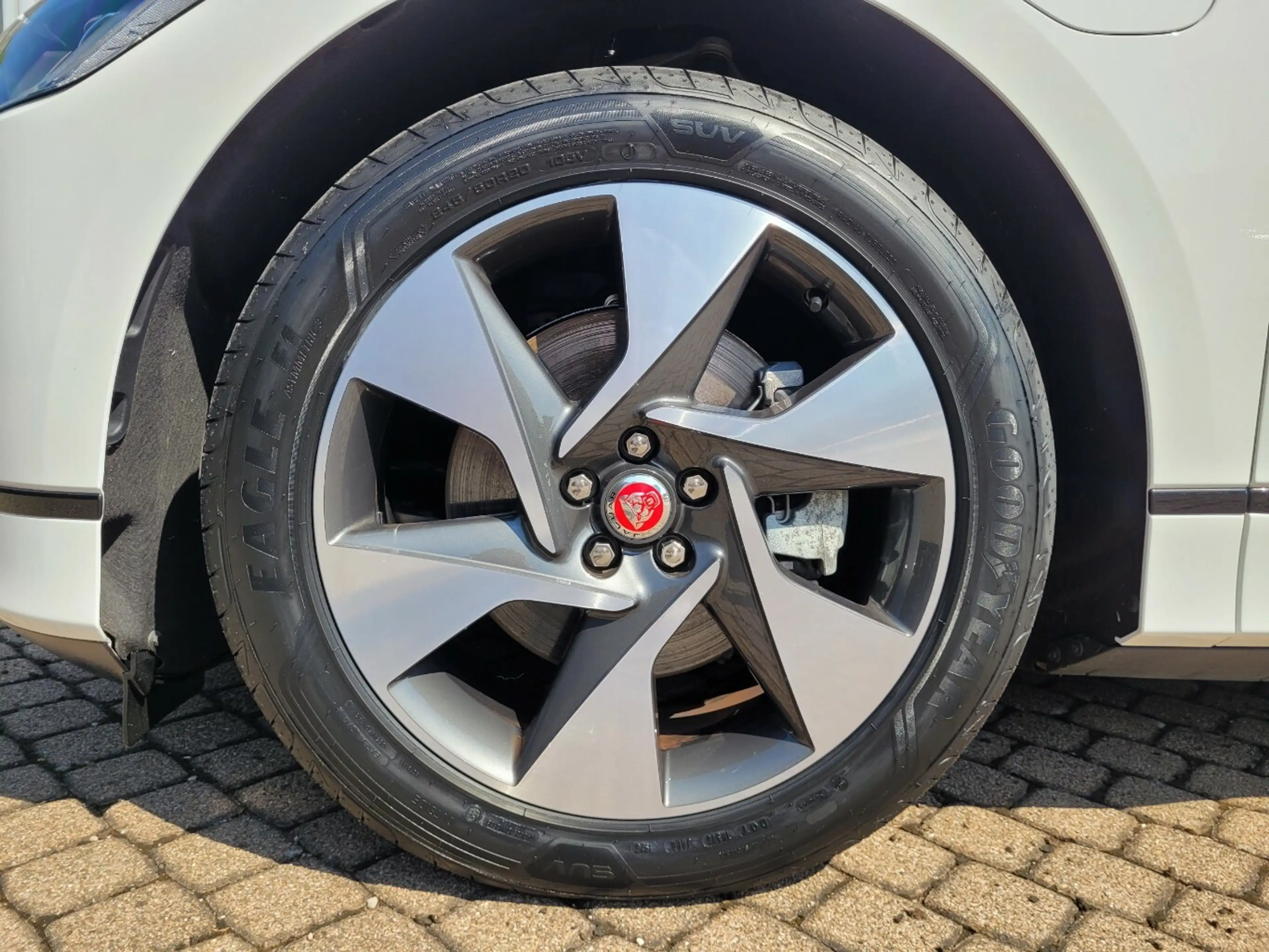 Jaguar I-Pace EV400 S*PANO*Matrix-LED*Luftfederung*3 Pakete* — photo 6