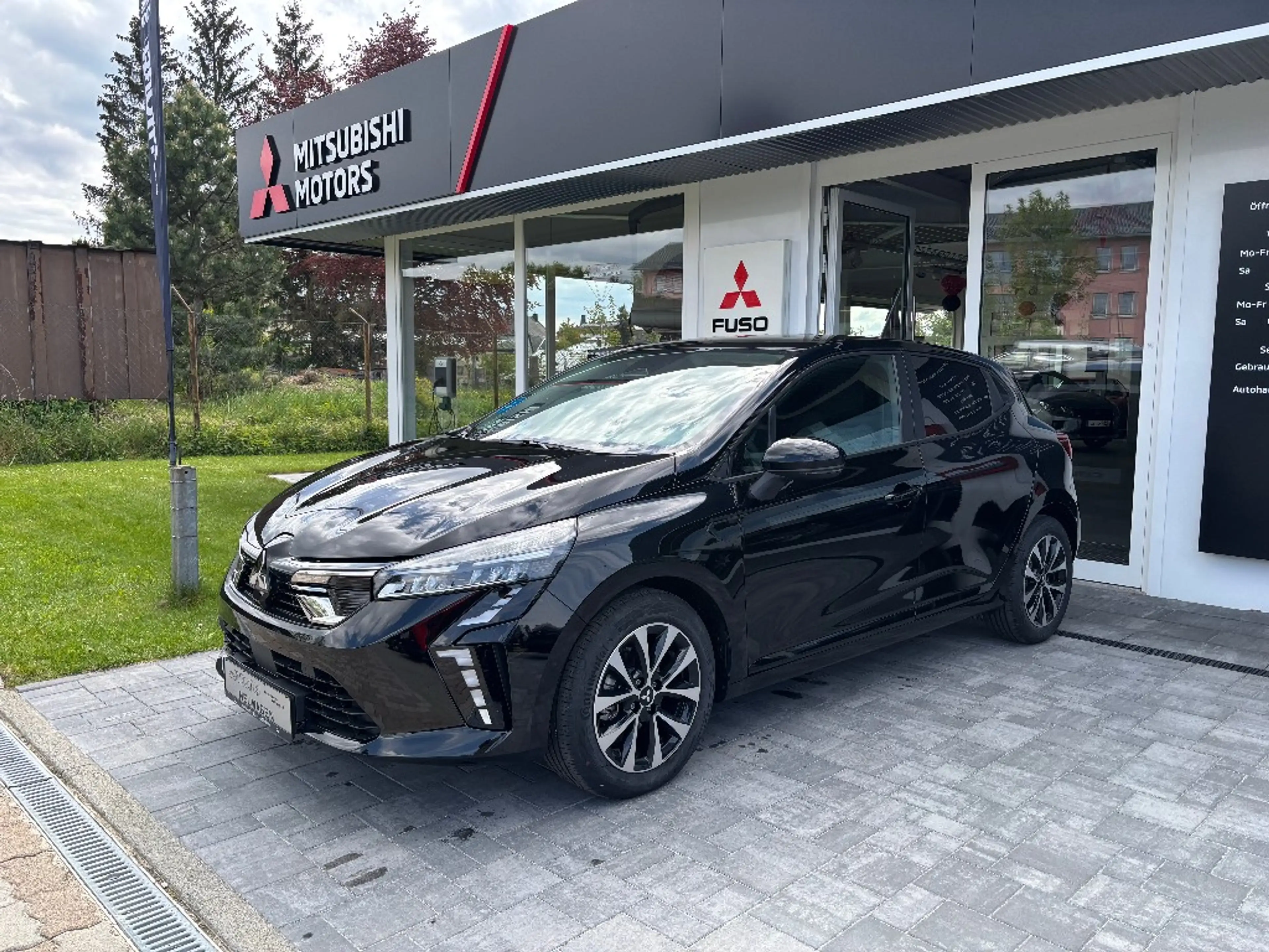 Mitsubishi Colt PLUS 1.0 T*RÜCKFAHRKAMERA*LENKRADHEIZUNG* — photo 2