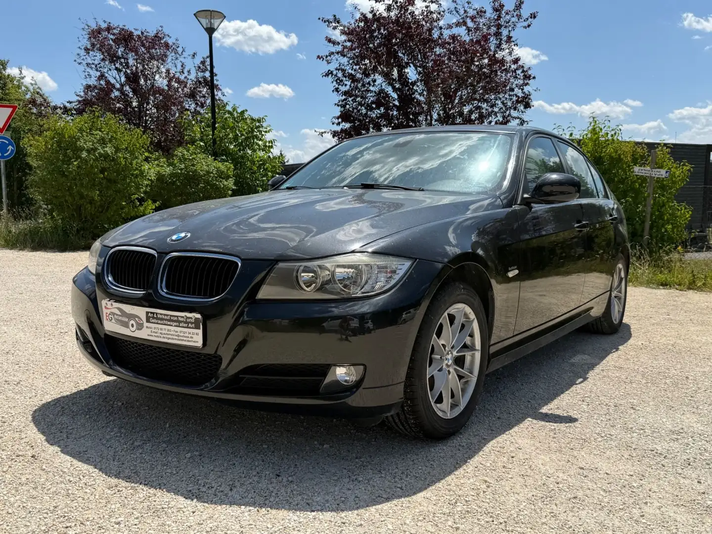 BMW 318 Baureihe 3 Lim.318i Automatik*MOTOR KLAPPERT Schwarz - 1