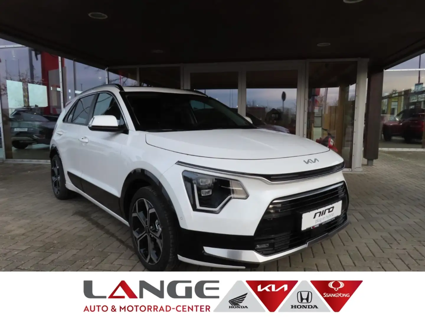 Kia Niro 1.6 EU6d Plug-in Hybrid Spirit HUD Navi Digitales Weiß - 1