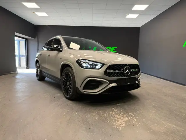 Mercedes-Benz GLA 250 GLA 250 AMG Line Premium Plus 4matic auto