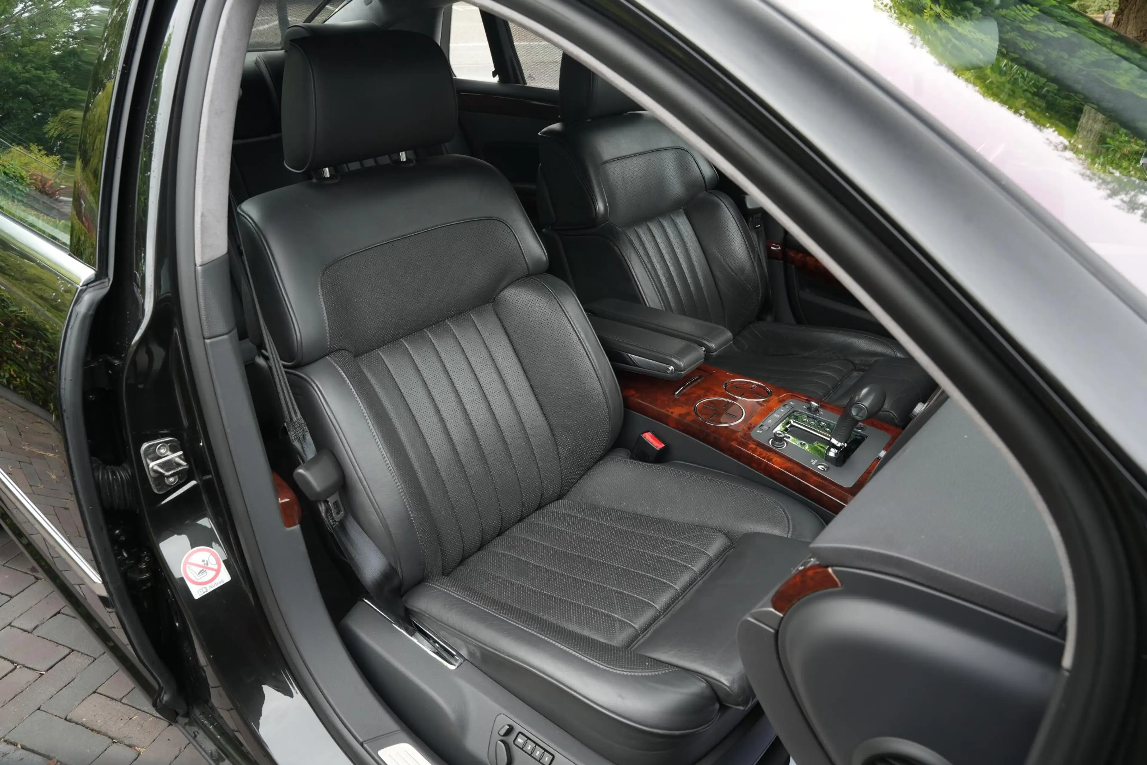 Volkswagen Phaeton 4.2 V8 4p. Lang LWB Youngtimer Stoelclima Massage — photo 21