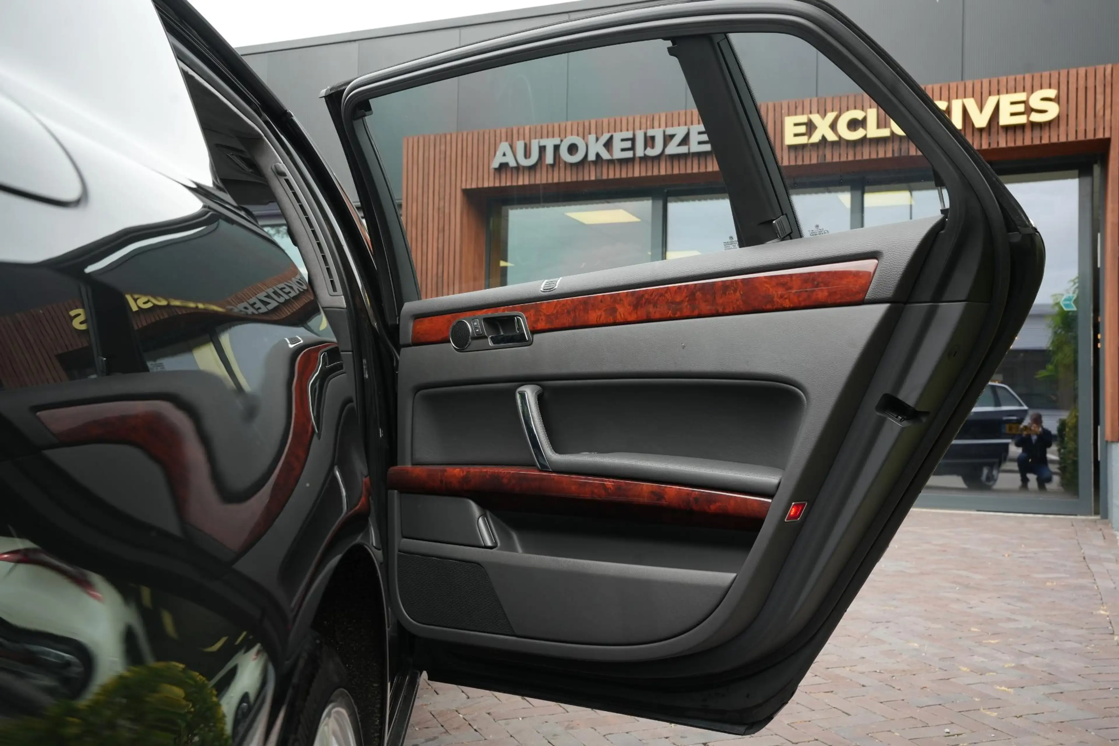 Volkswagen Phaeton 4.2 V8 4p. Lang LWB Youngtimer Stoelclima Massage — photo 35