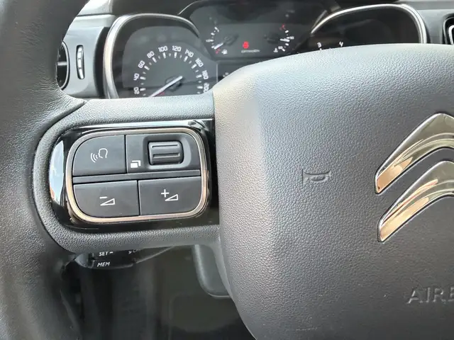 Citroen C3 view 11
