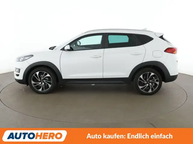 Hyundai Tucson view 3