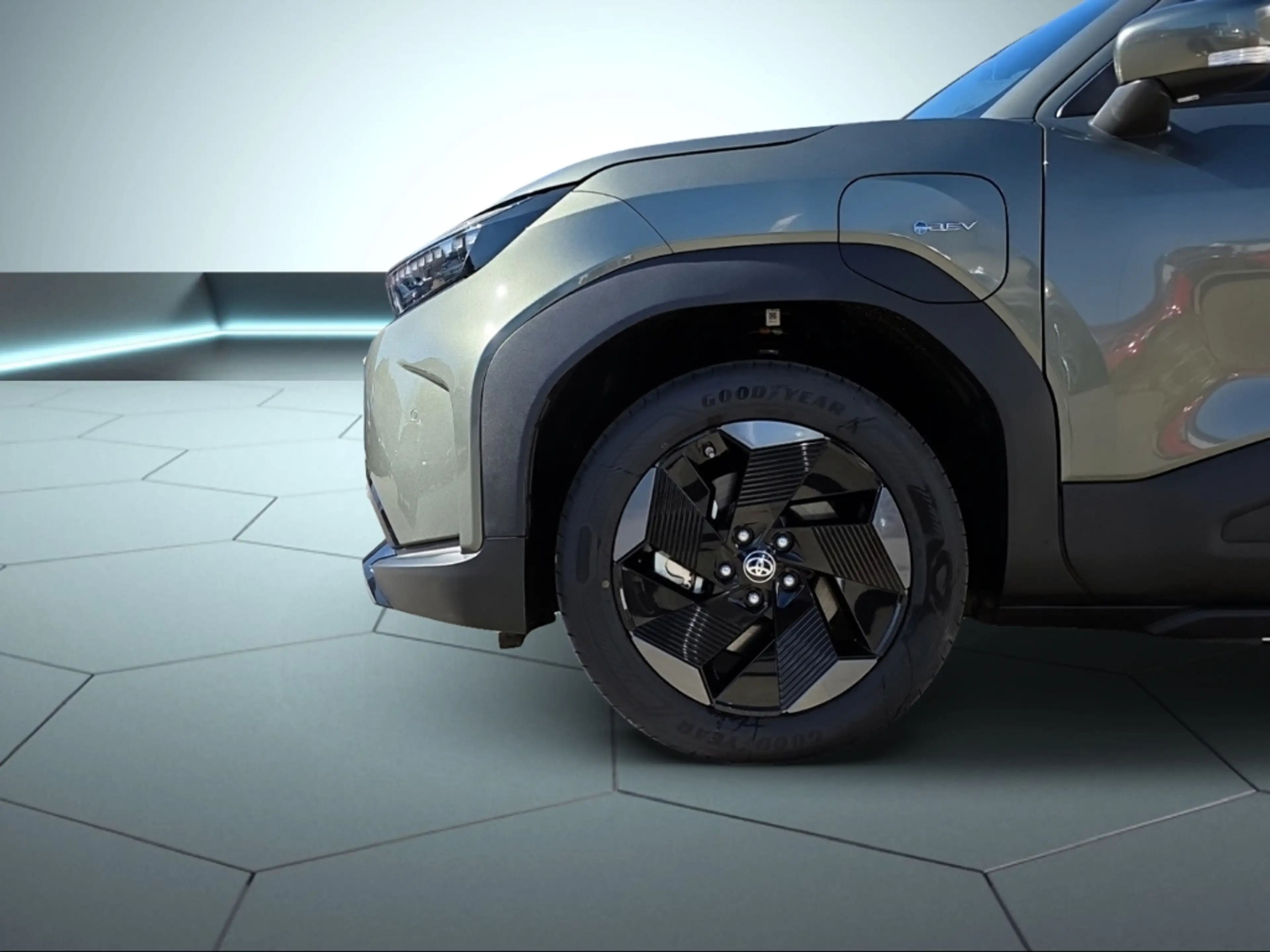 Toyota Urban Cruiser Teamplayer LED PDC Keyless Spurhalteass. Temp SHZ — photo 13