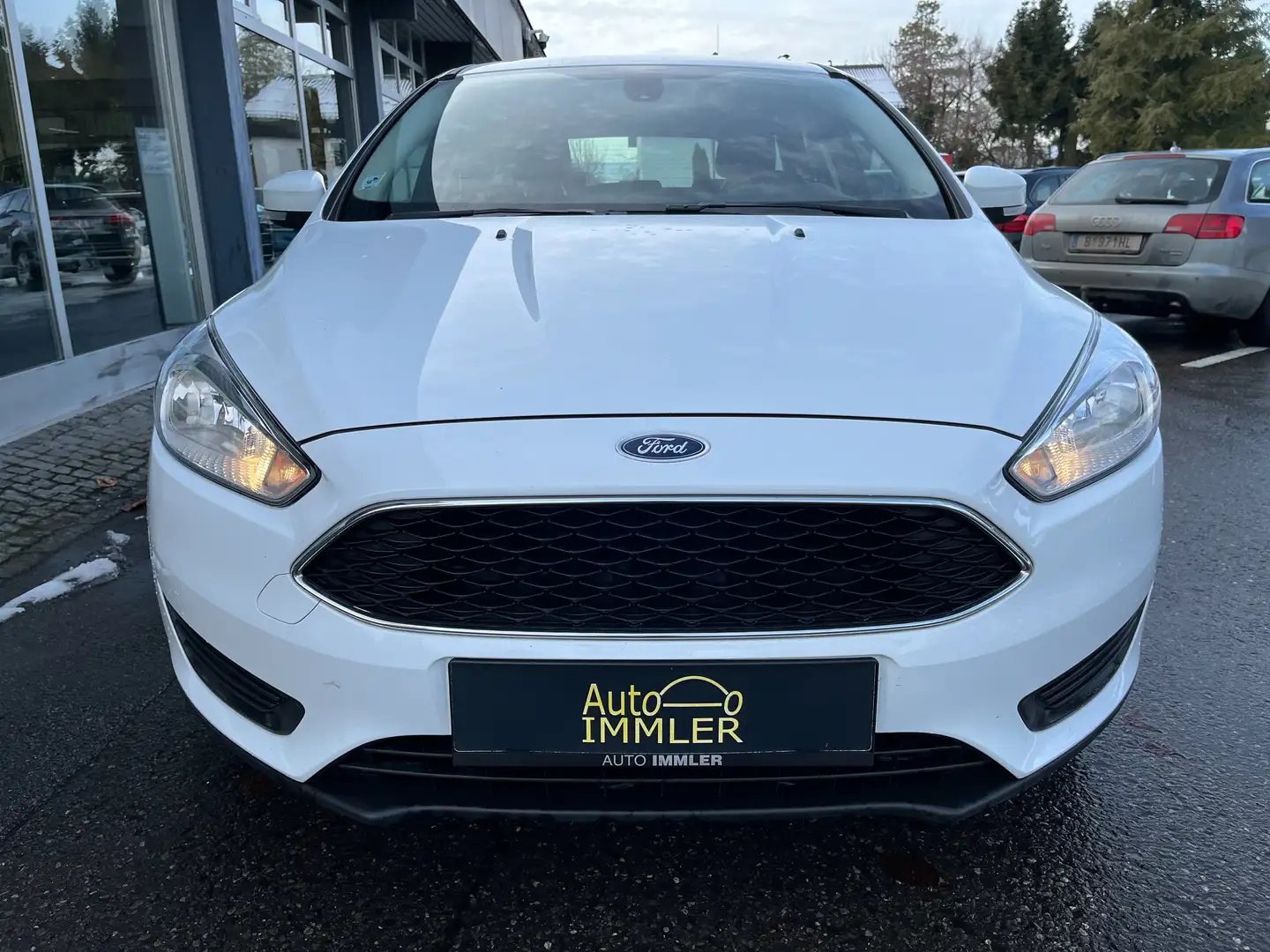 Ford Focus Trend*WINTERPAKET*TEMPOMAT*RADIO-CD Weiß - 2