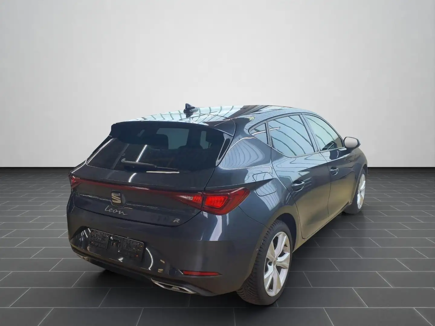 SEAT Leon 1,5 eTSI FR-Line DSG NAVI/LED/Rückfahrkamer Grau - 2