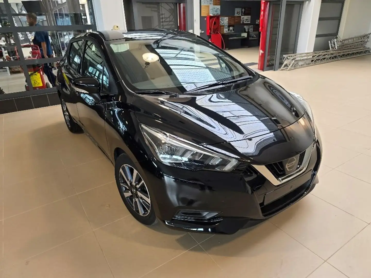 Nissan Micra 1.0 N-CONNECTA Zwart - 2