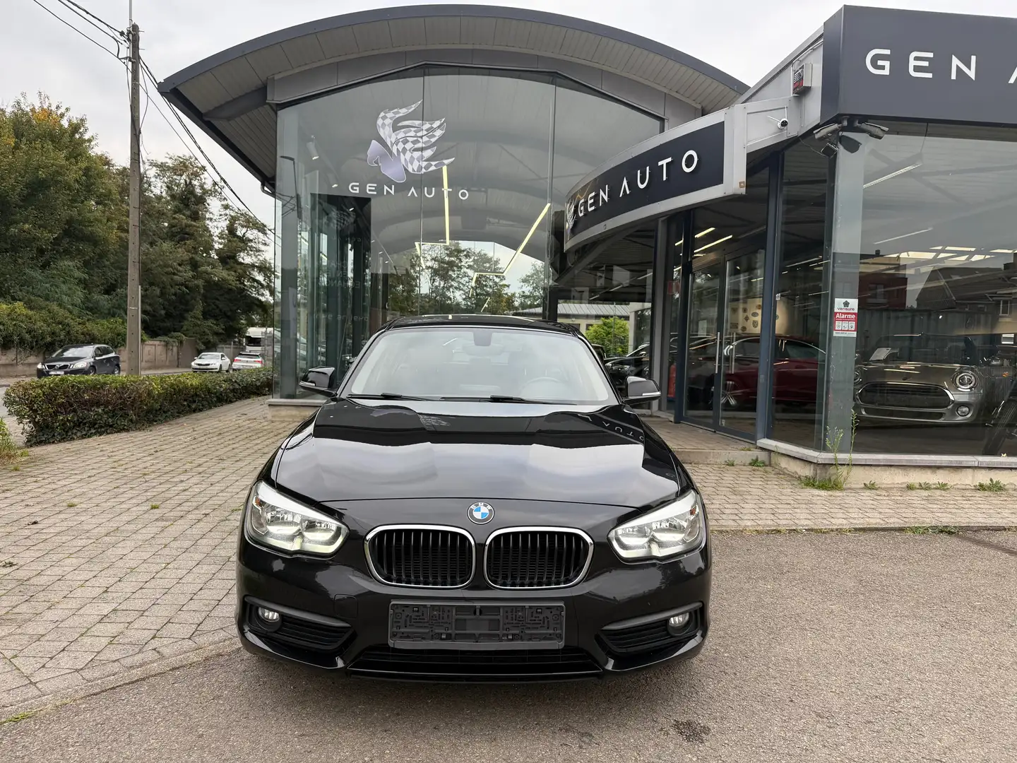 BMW 116 dA Automatique * 12 à 36 MOIS GARANTIE * Noir - 2