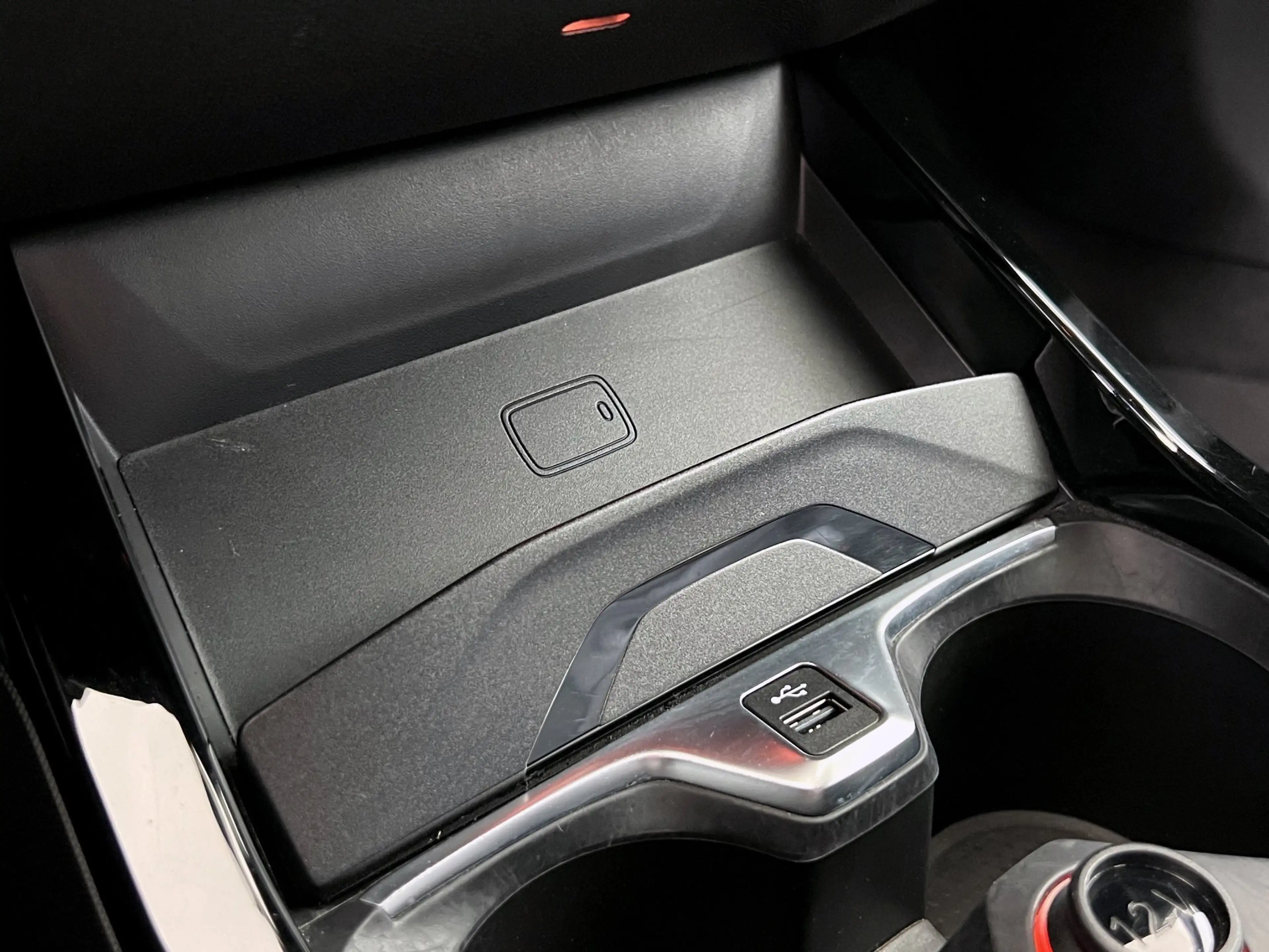BMW 218 i GranCoupé M-Sport LED HUD HiFi M-Sitze — photo 11