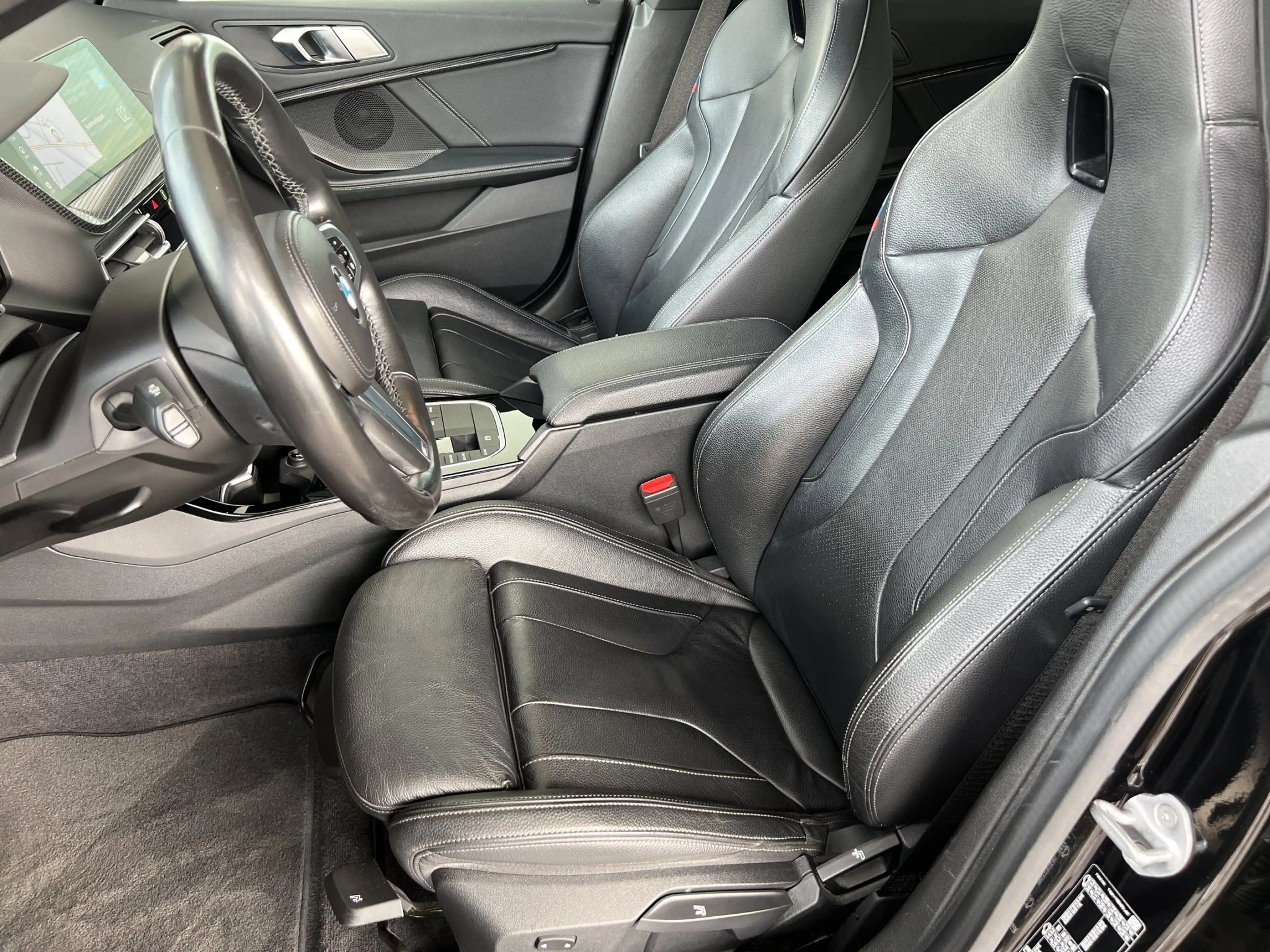 BMW 218 i GranCoupé M-Sport LED HUD HiFi M-Sitze — photo 8