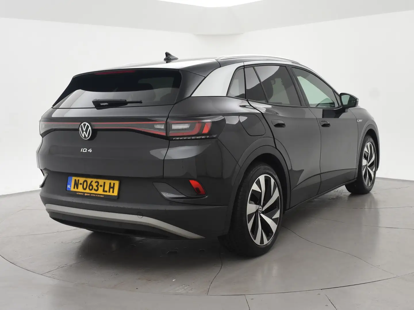 Volkswagen ID.4 First 77 kWh 1st EDITION + WEGKL. TREKHAAK | 20 IN Gris - 2