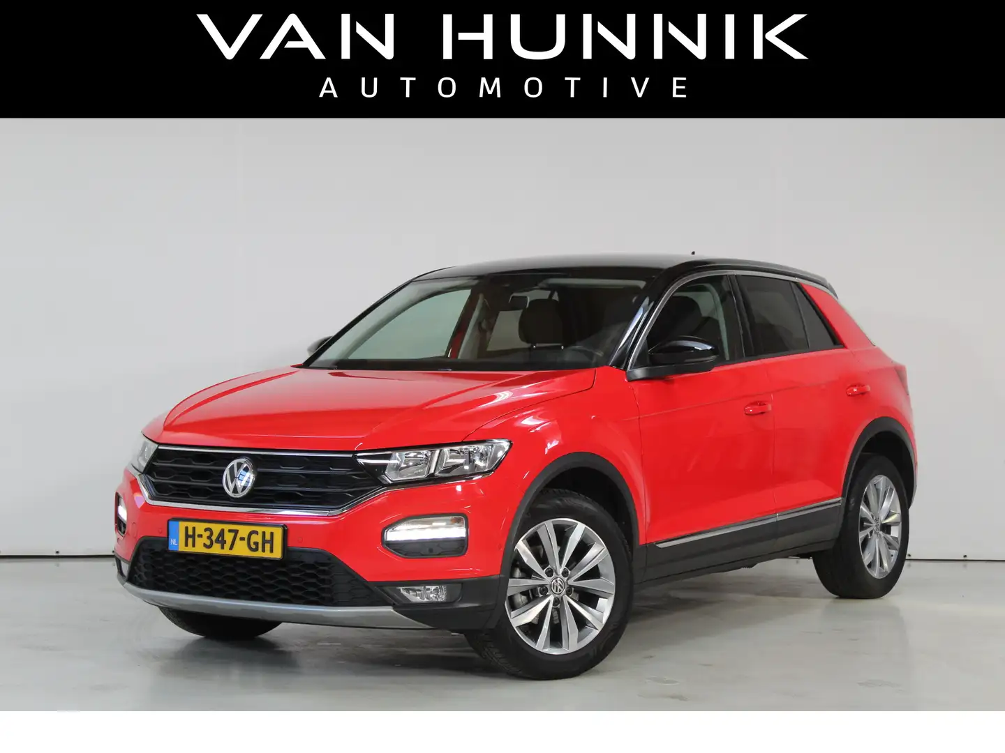 Volkswagen T-Roc 1.5 TSI Style | Navi | Carplay | Stoelverwarming Rouge - 1
