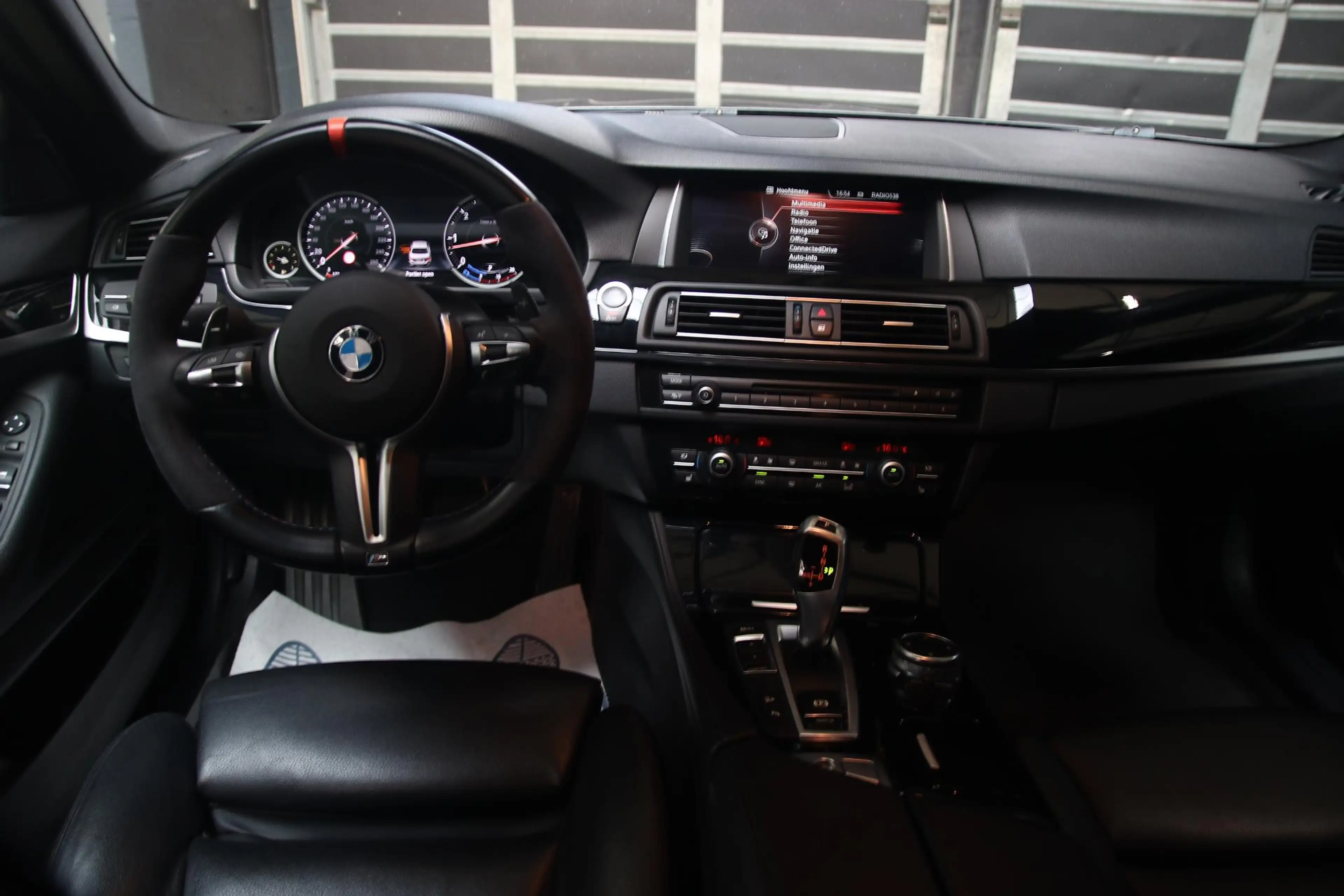 BMW 535 5-serie 535xd M Sport High Executive HUD-XENON-MEM — photo 2