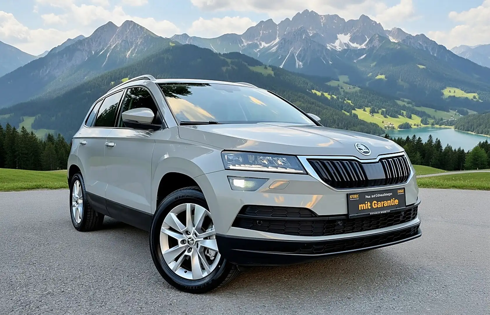 Skoda Karoq *STYLE*4x4*DSG*Servicegepflegt* Silber - 1