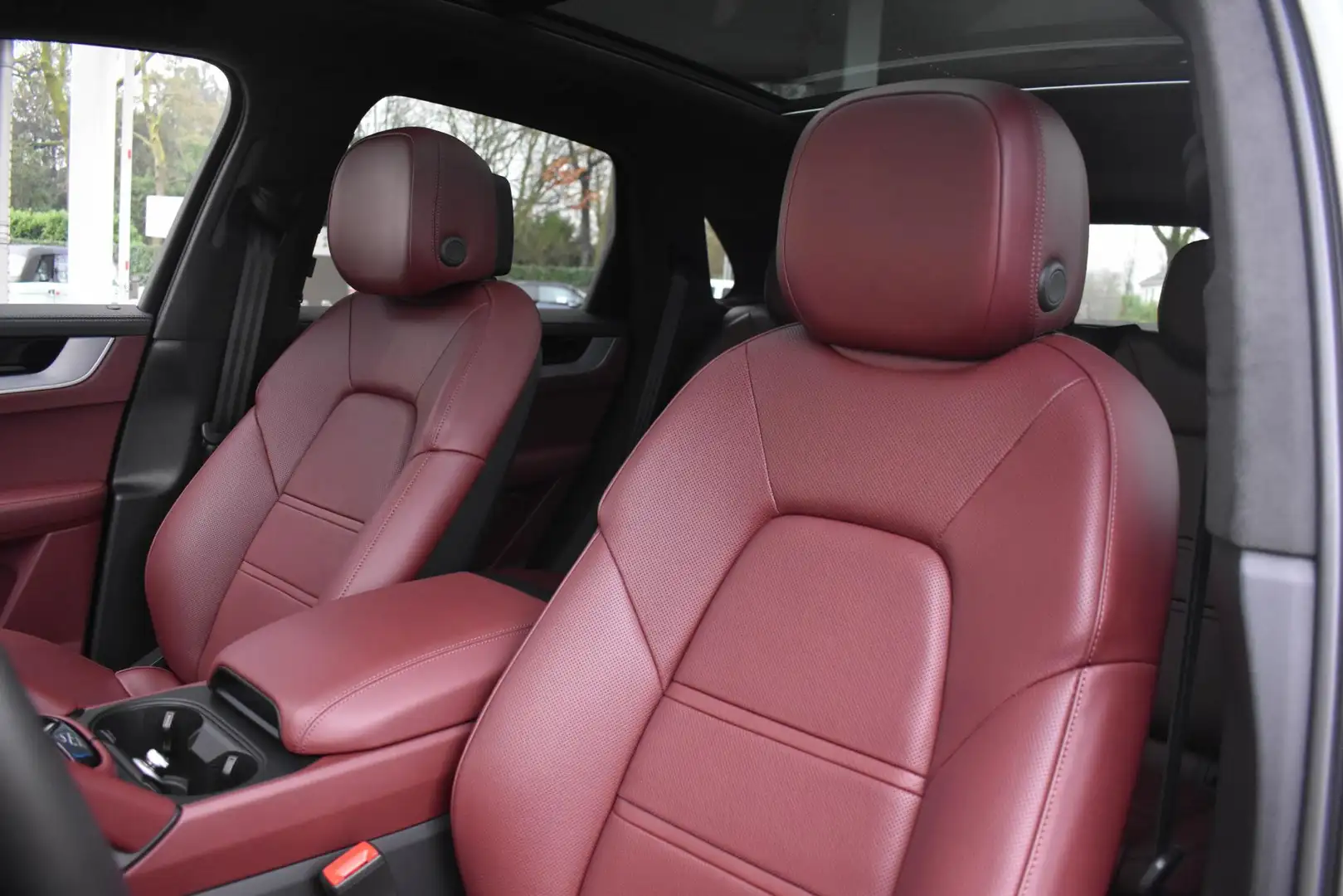 Porsche Cayenne 4.0 Turbo E-Hybrid Sport Chrono Pano PASM ACC Zitk Gris - 2