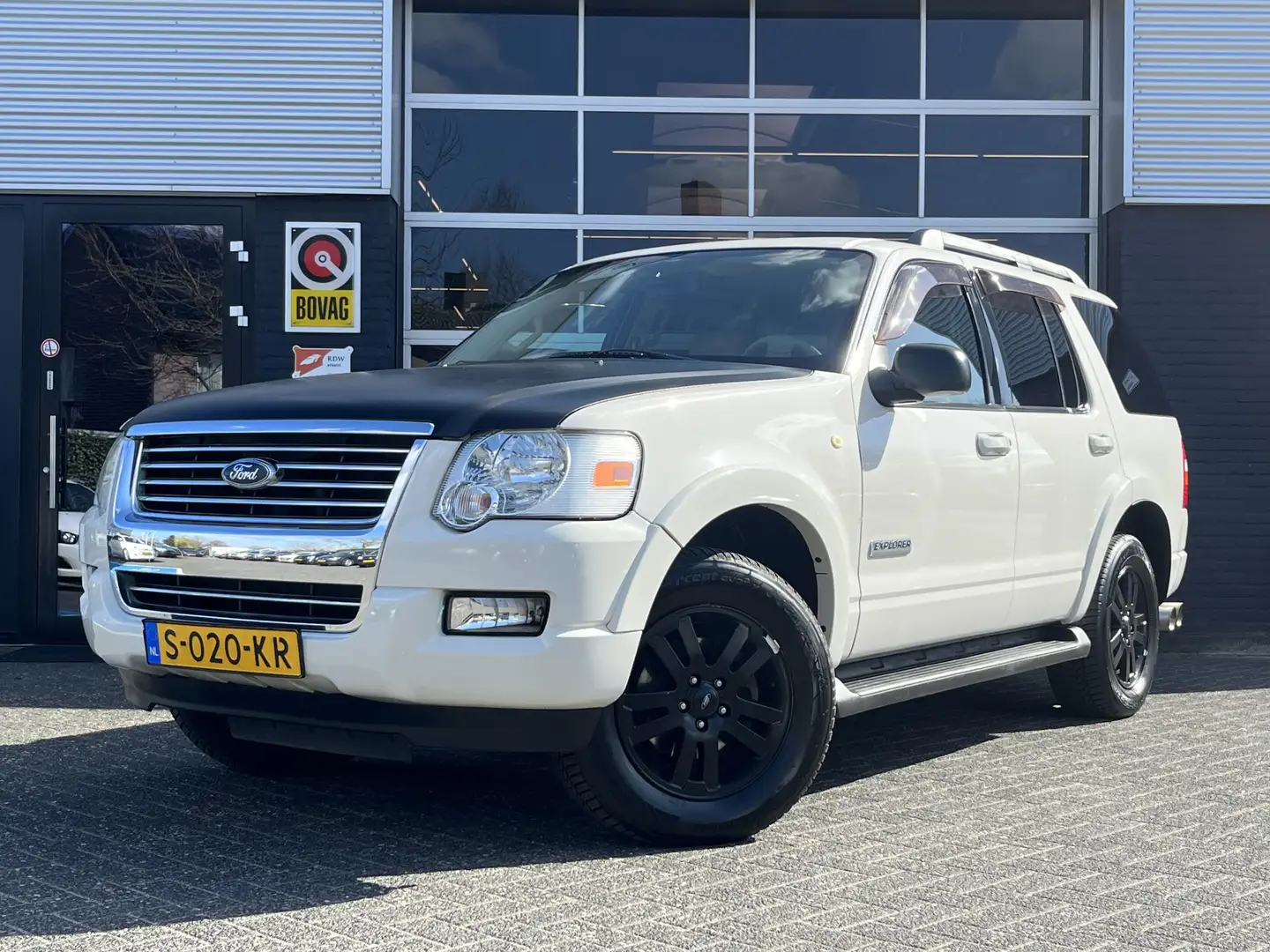 Ford Explorer 4x4, Automaat, Airco, Trekhaak, Pano, Leder, 7 Zit Beyaz - 1