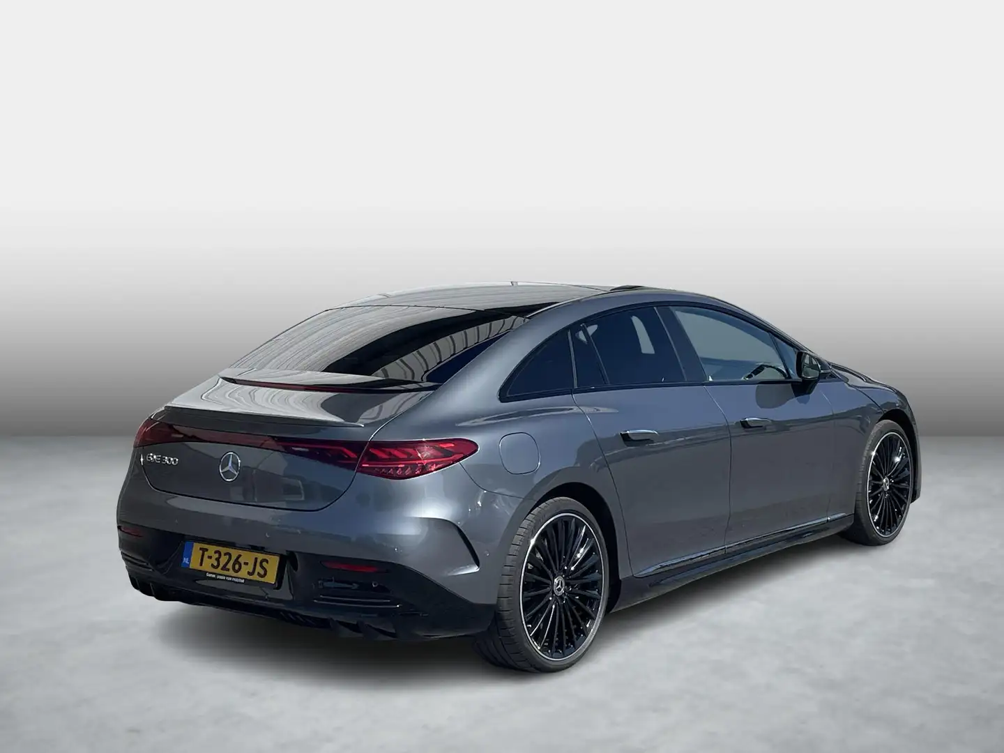 Mercedes-Benz EQE 300 AMG Line | AIRMATIC | Panoramadak | Grau - 2
