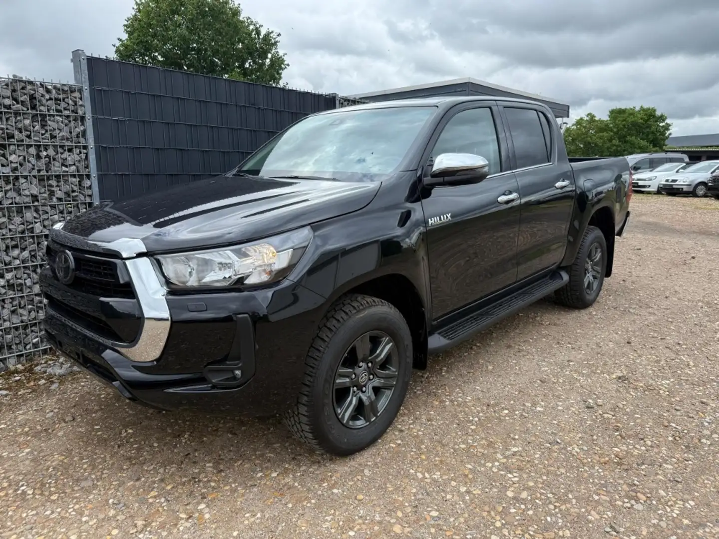 Toyota Hilux 2.8 48V AT Leder APP SHZ CAM Negru - 1