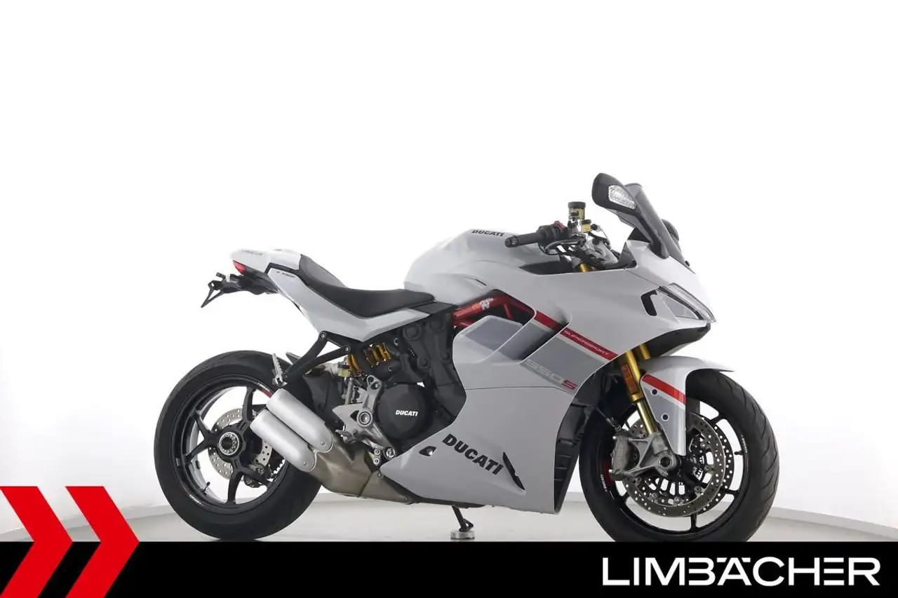 Ducati SuperSport