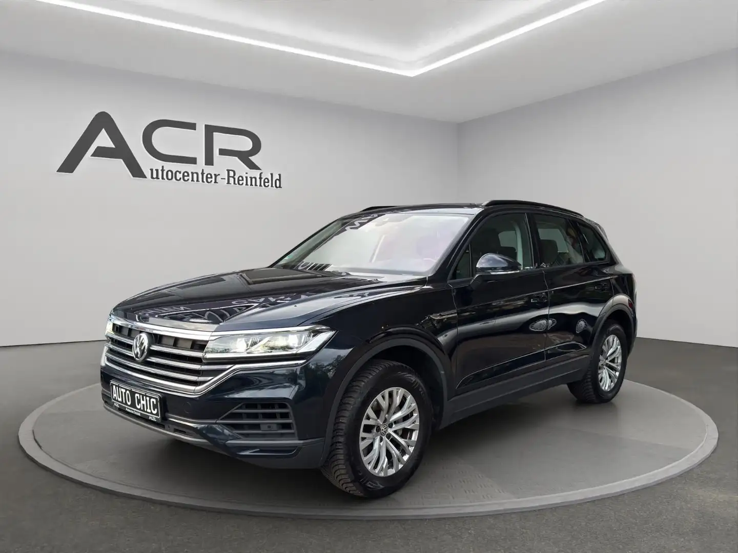 Volkswagen Touareg 4Motion*PANO*LED*1.HAND Blau - 1