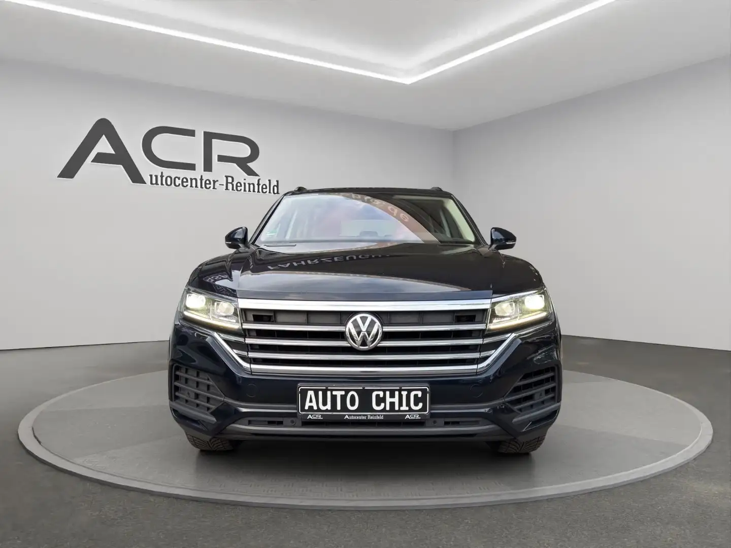 Volkswagen Touareg 4Motion*PANO*LED*1.HAND Blau - 2