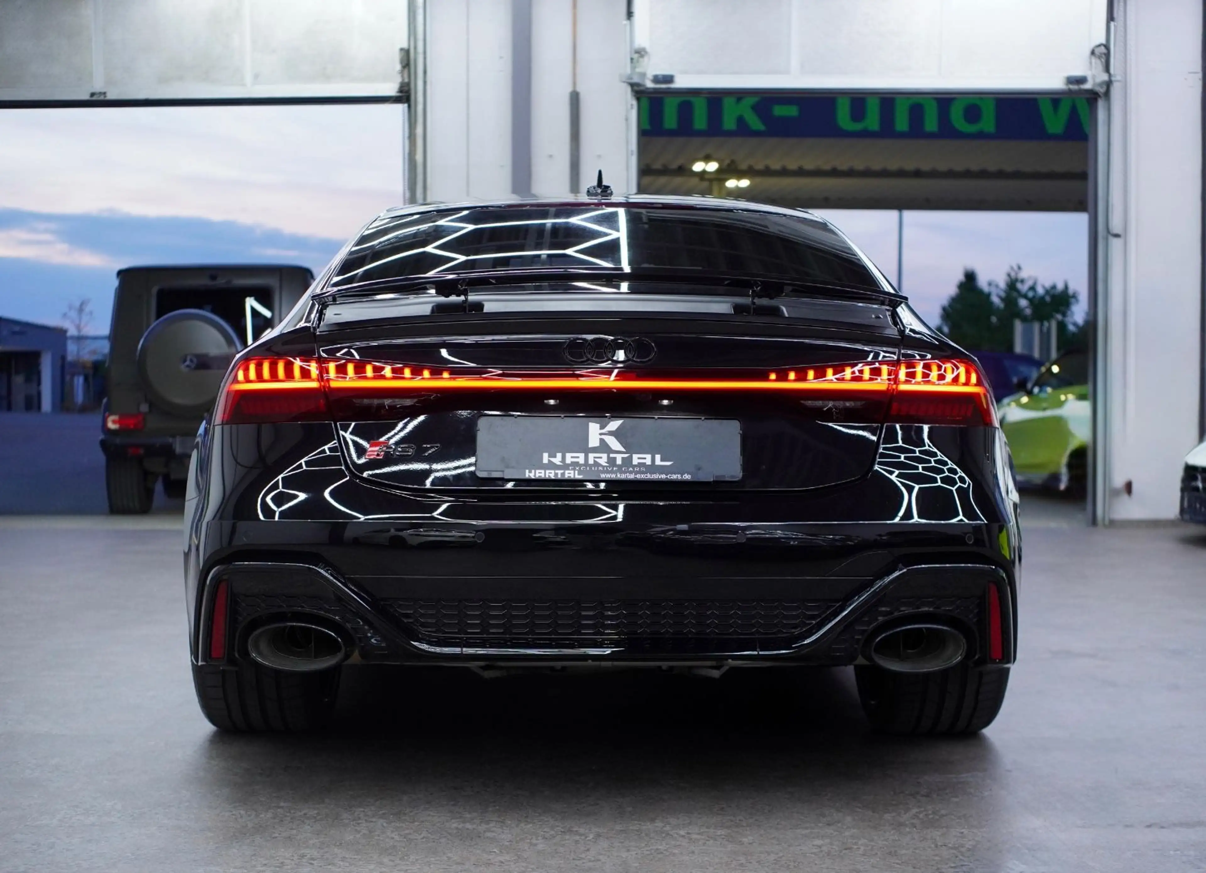 Audi RS7 *MYTHOSBLACK*CARBON*KERAMIK*PANO* — photo 8