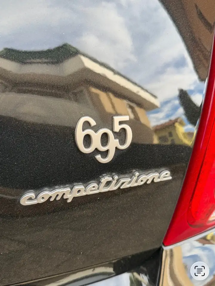 Abarth 695C 2024