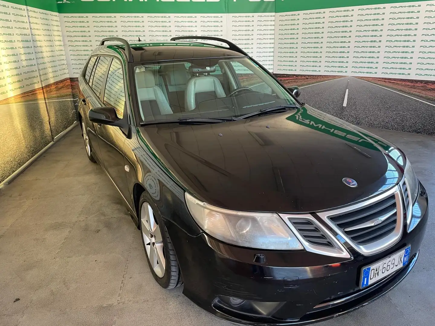 Saab 9-3 9-3 SPORTHATCH 2.0 T VECTOR - 2