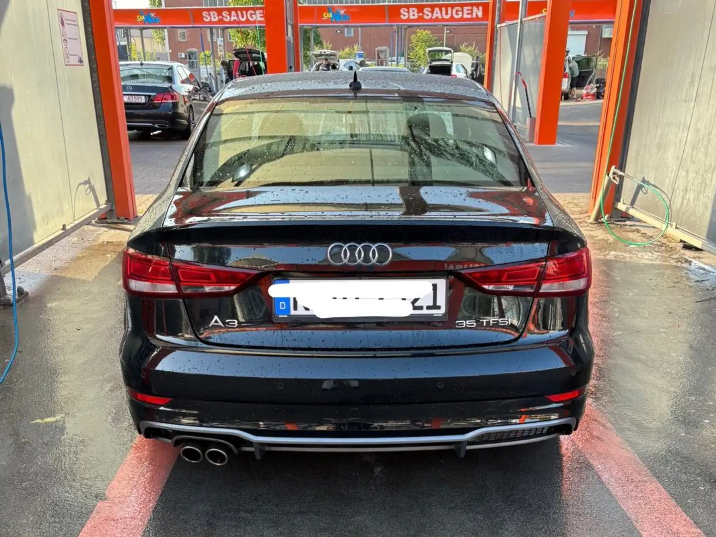 Audi A3 A3 Limousine 1.5 TFSI S-Line Schwarz - 2