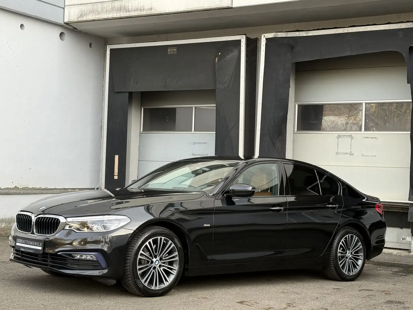 BMW 520 d xDrive Sport Line LED NaviProf HuD Kamera Noir - 2