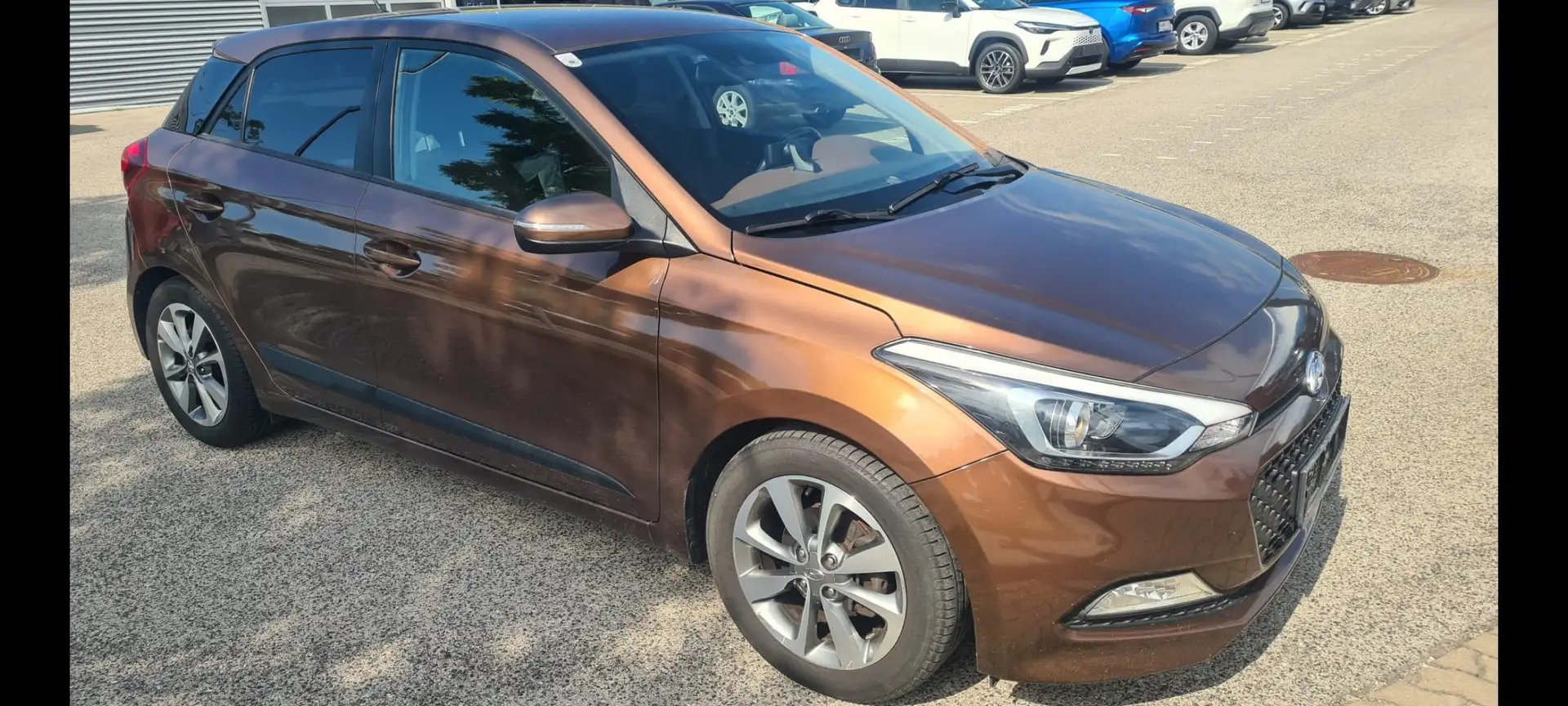Hyundai i20 i20 1,25 Limited Plus Limited Plus Braun - 1
