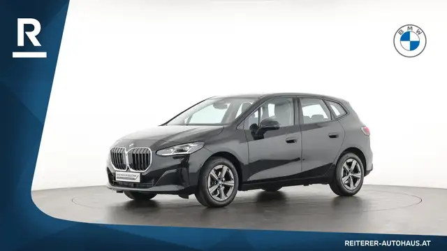 BMW 2 Series view 3