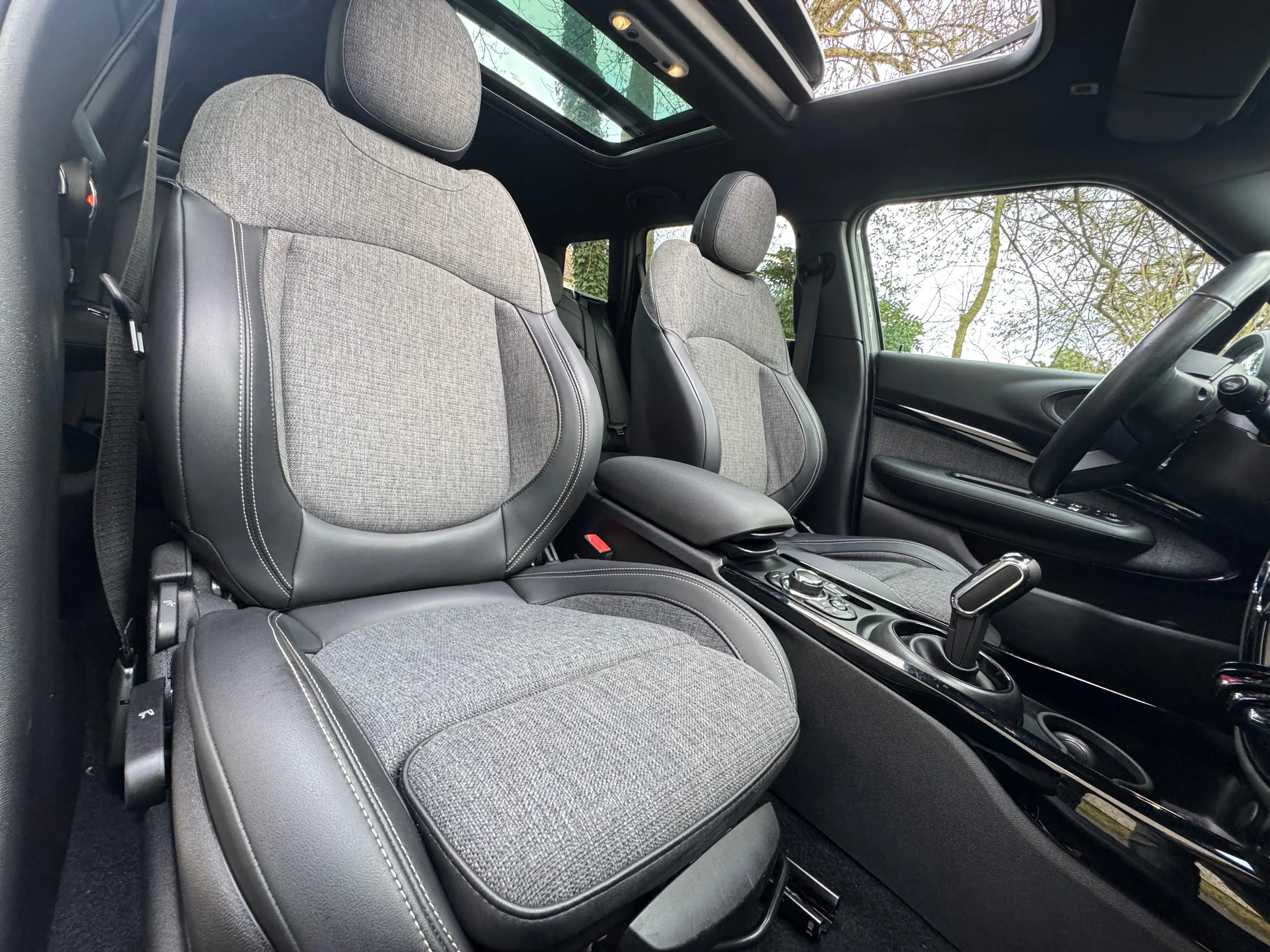MINI Cooper Clubman // AUTOMATIQUE // Full Full Options — photo 11