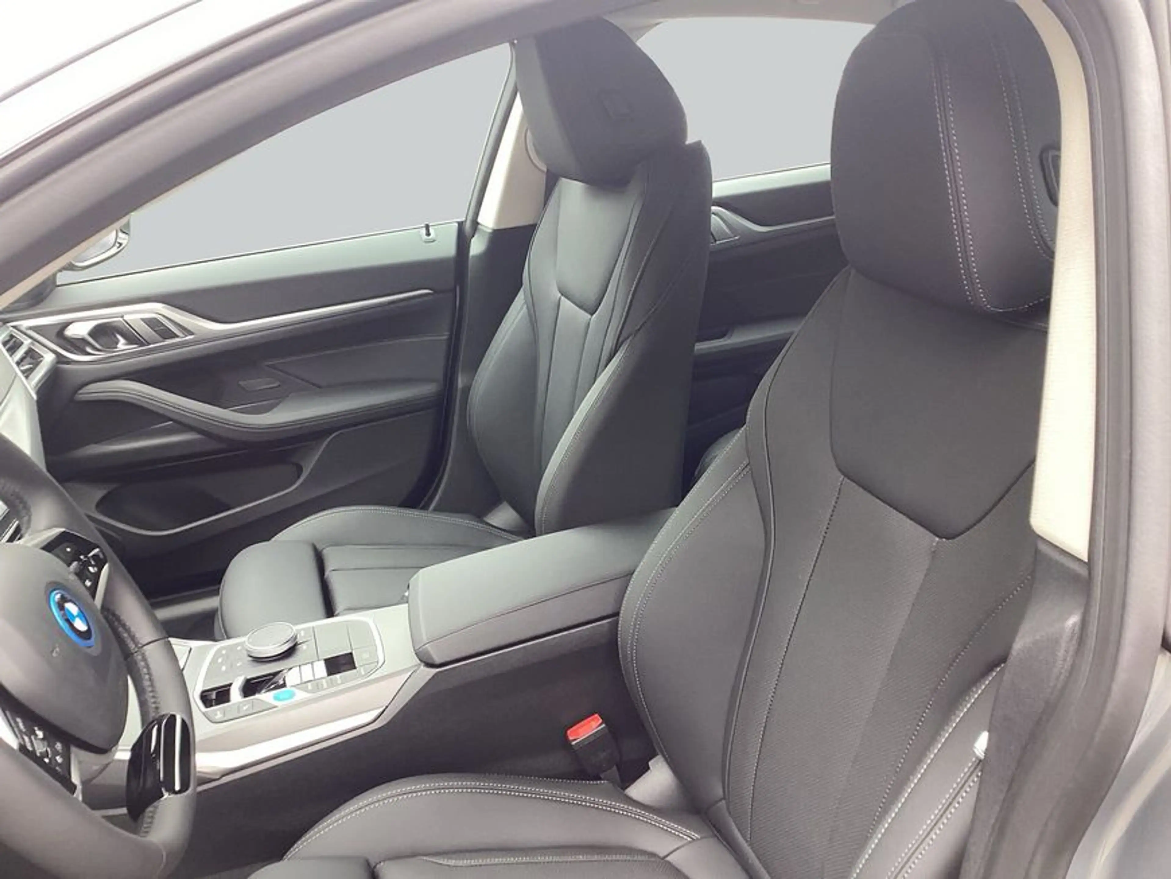 BMW i4 eDrive35 Gran Coupe 210 kW, 5-türig (Strom) — photo 12