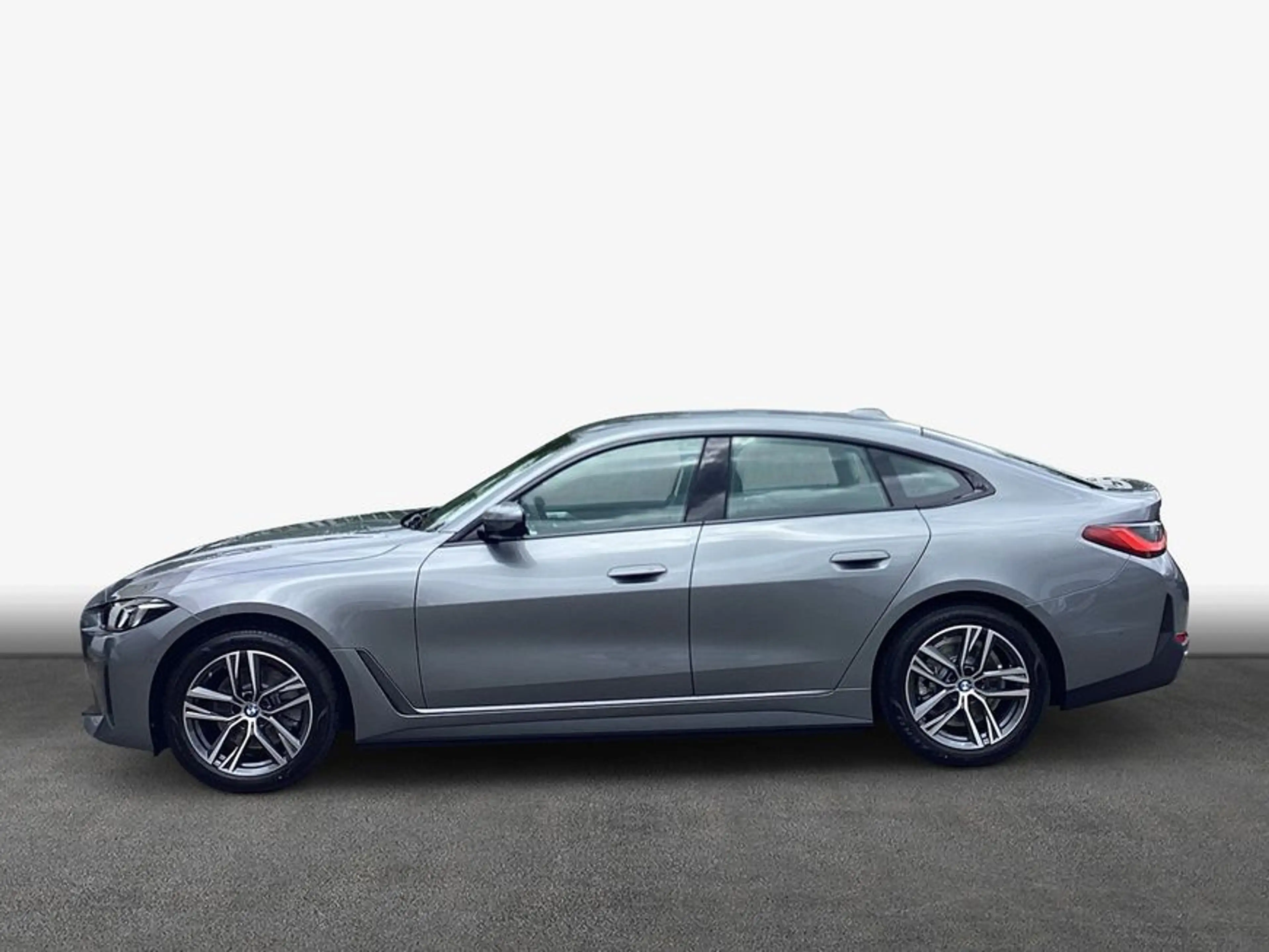 BMW i4 eDrive35 Gran Coupe 210 kW, 5-türig (Strom) — photo 5