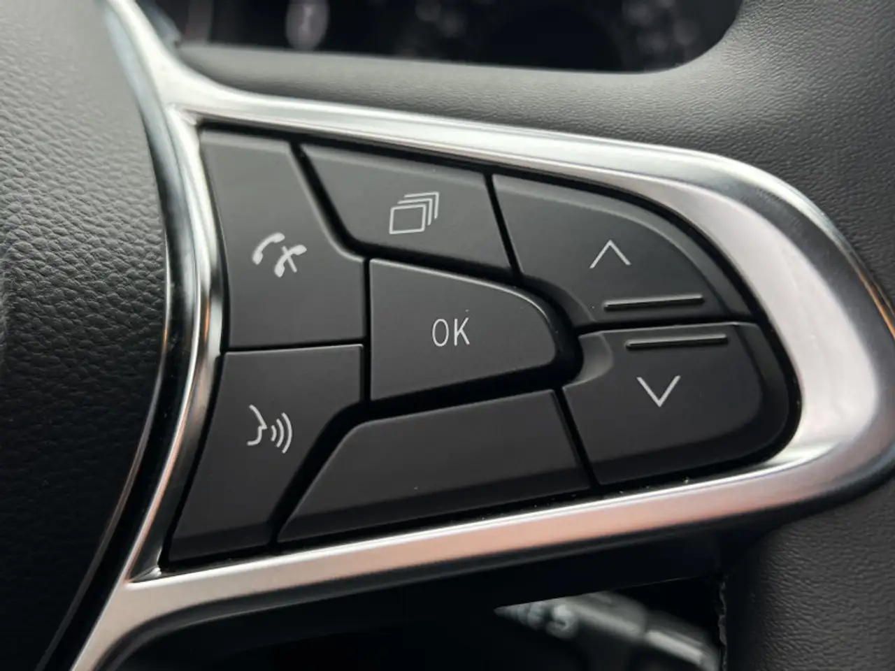 Renault Captur — photo 14