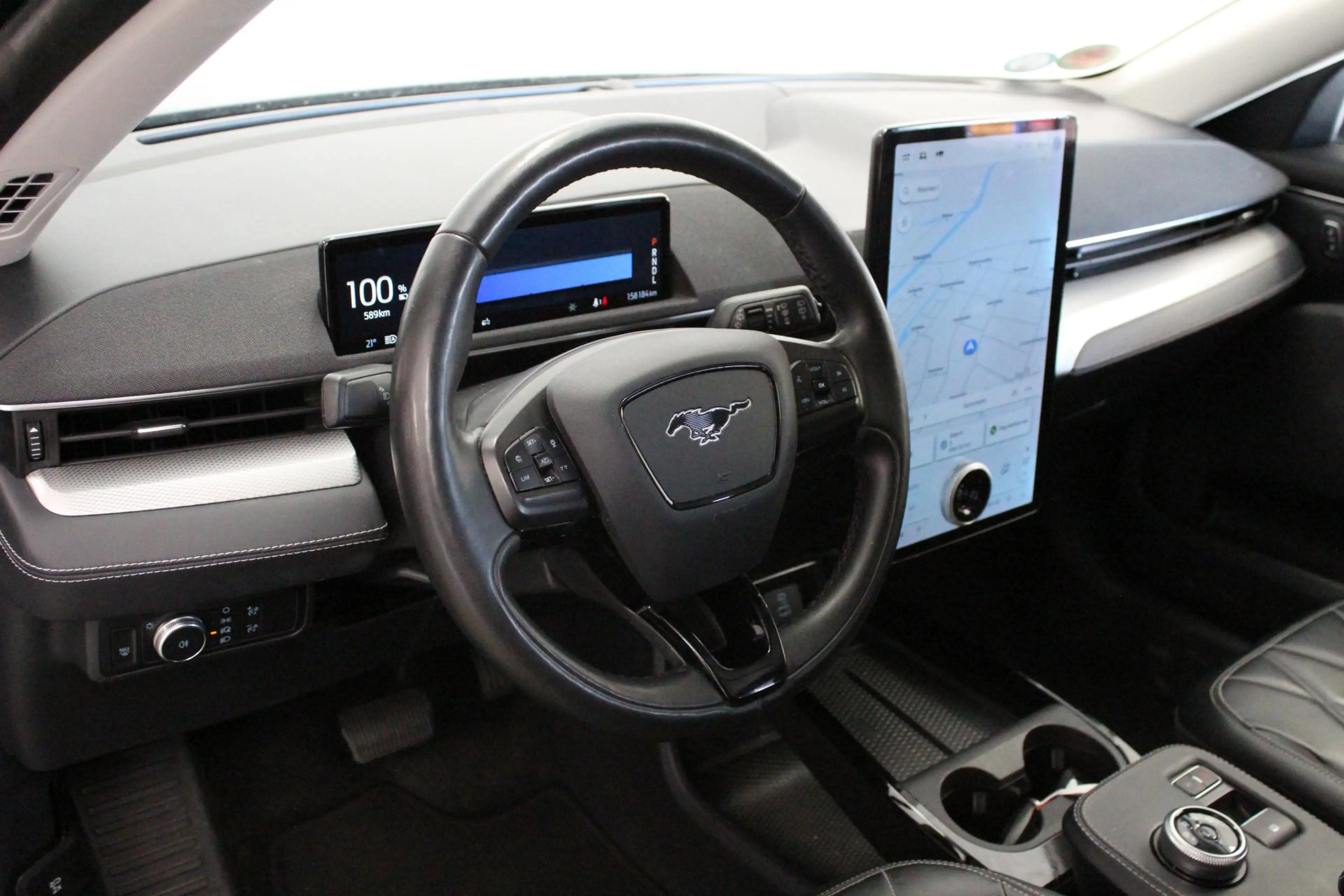 Ford Mustang Mach-E Extended RWD 98 kWh — photo 8