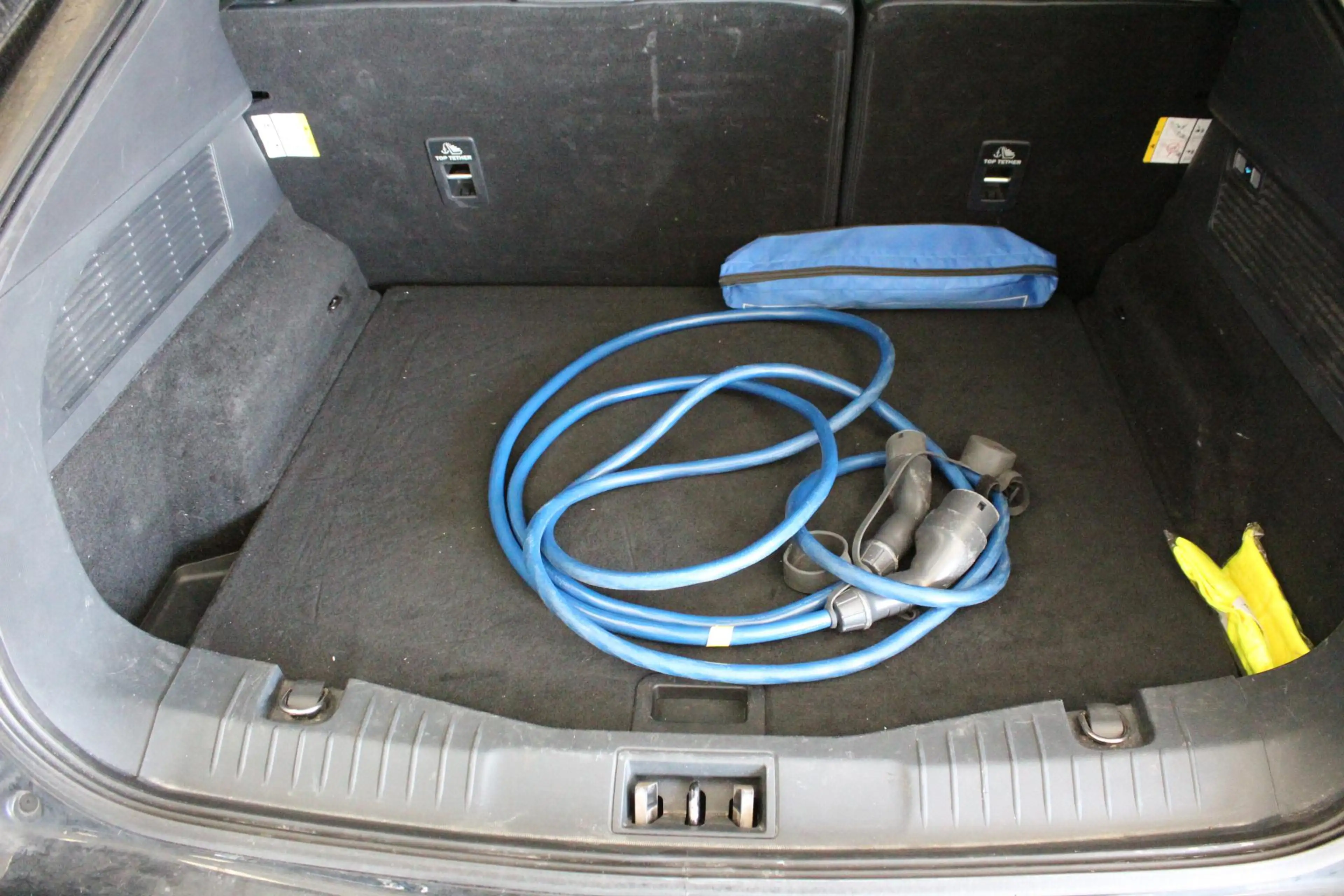 Ford Mustang Mach-E Extended RWD 98 kWh — photo 14