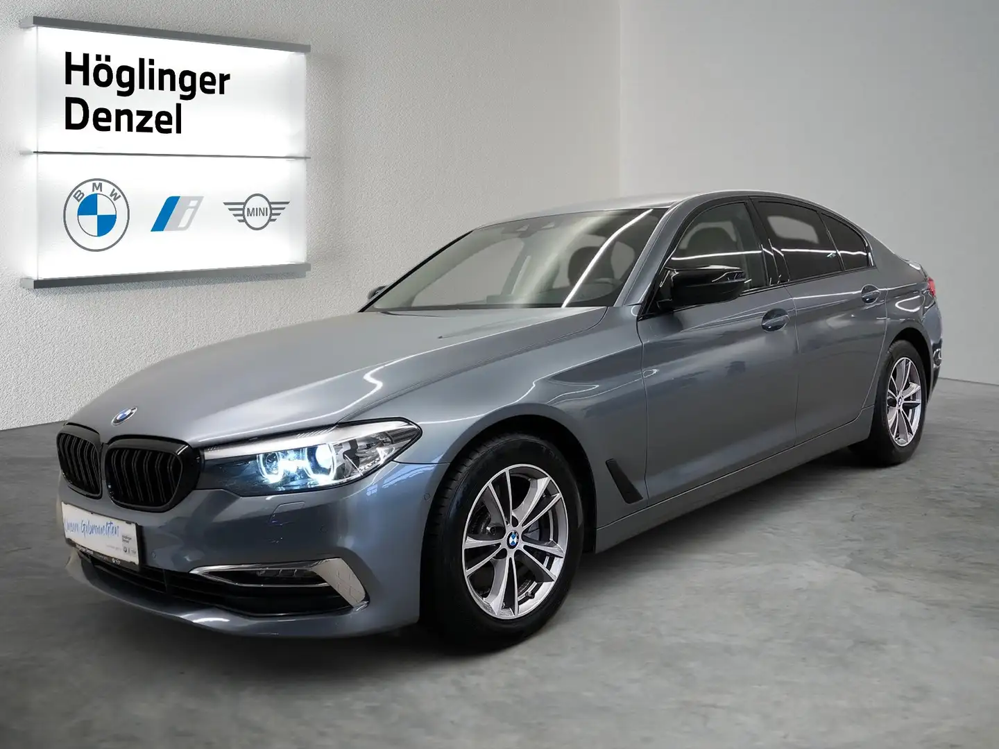 BMW 520 520d xDrive Blu/Azzurro - 2