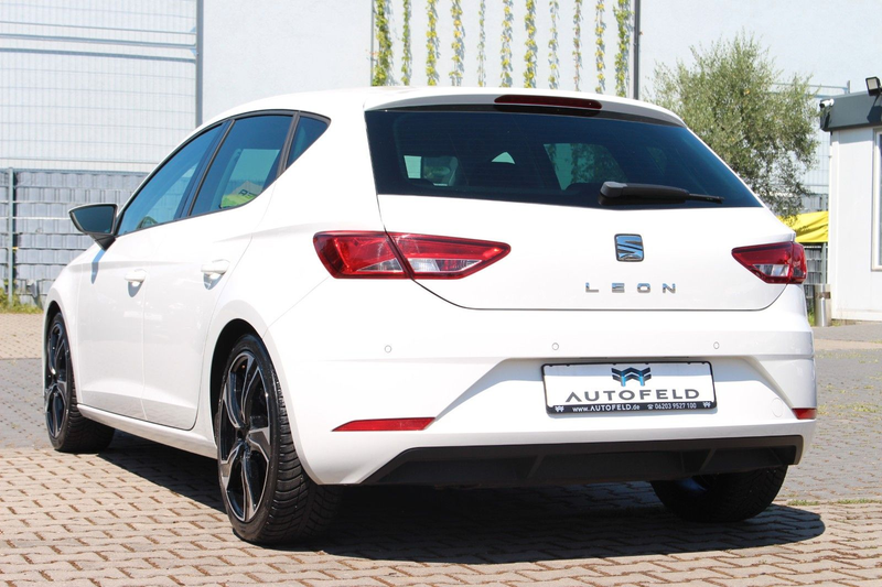 SEAT Leon 1.2 TSi Reference/SHEFT/KLIMA/PDC/AUX/RADIO — photo 6