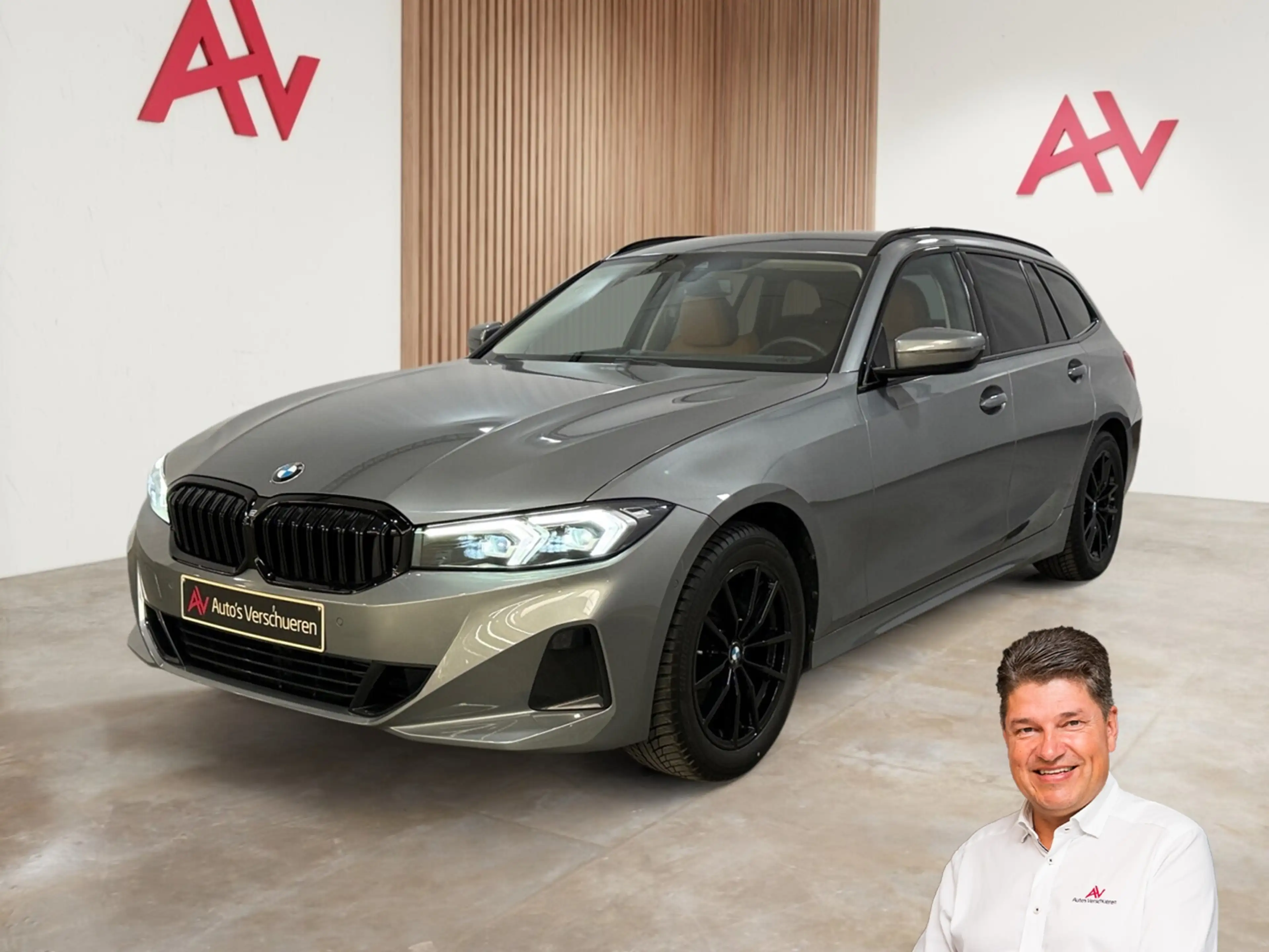 BMW 318 dA Touring ** Zetelverwarm | Navi/Carplay | Spo...
