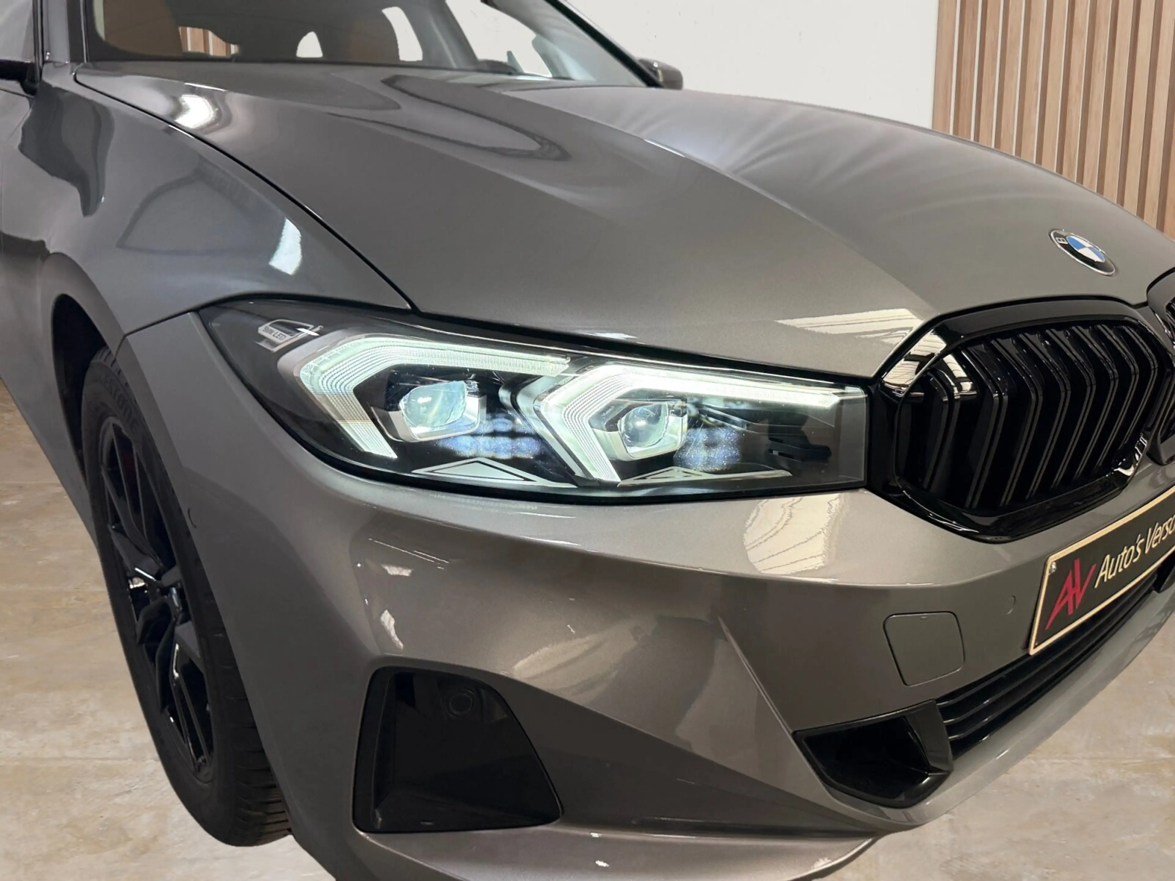 BMW 318 dA Touring ** Zetelverwarm | Navi/Carplay | Spo... — photo 4