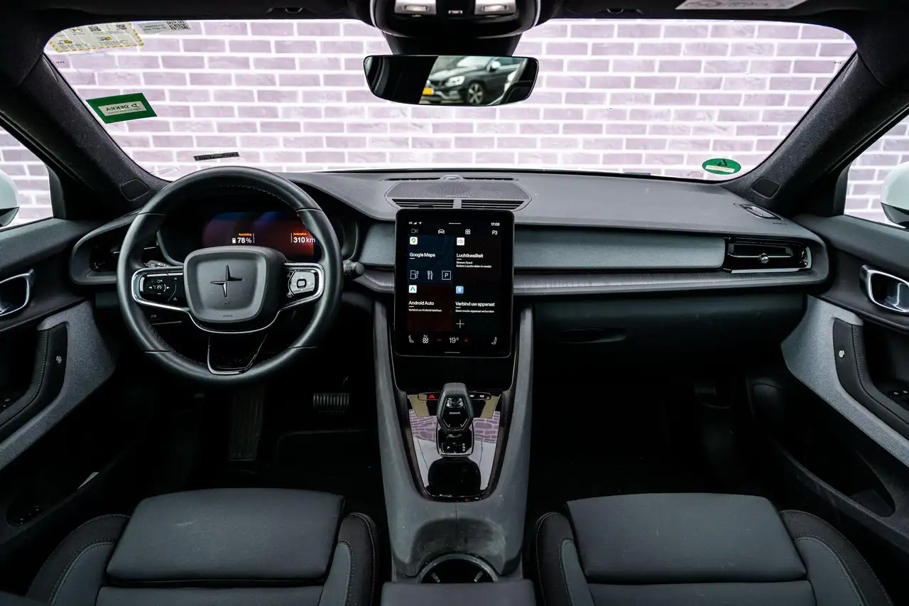 Polestar 2 2023