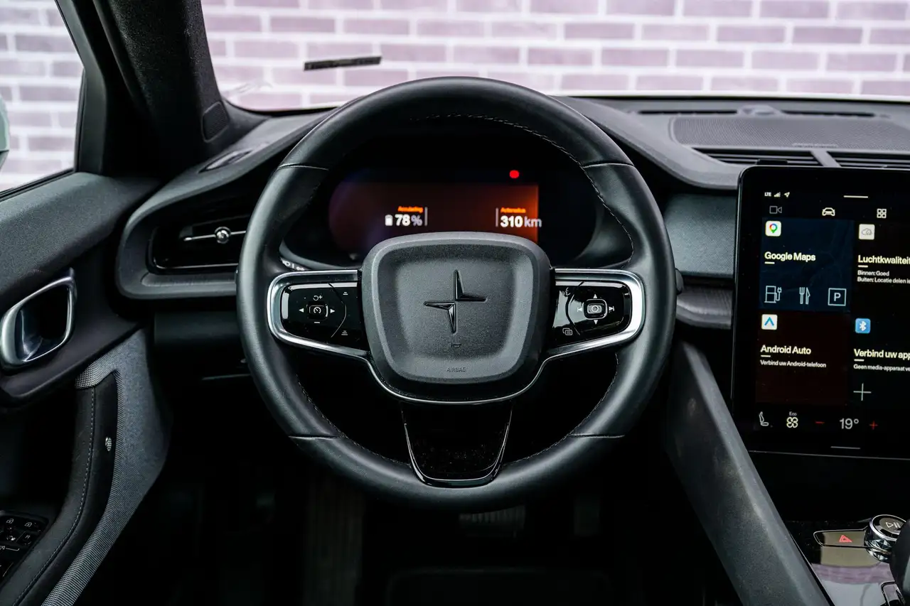 Polestar 2 2023