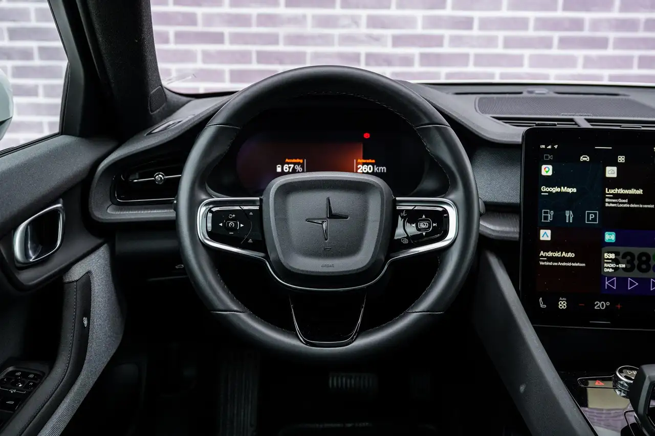 Polestar 2 2023