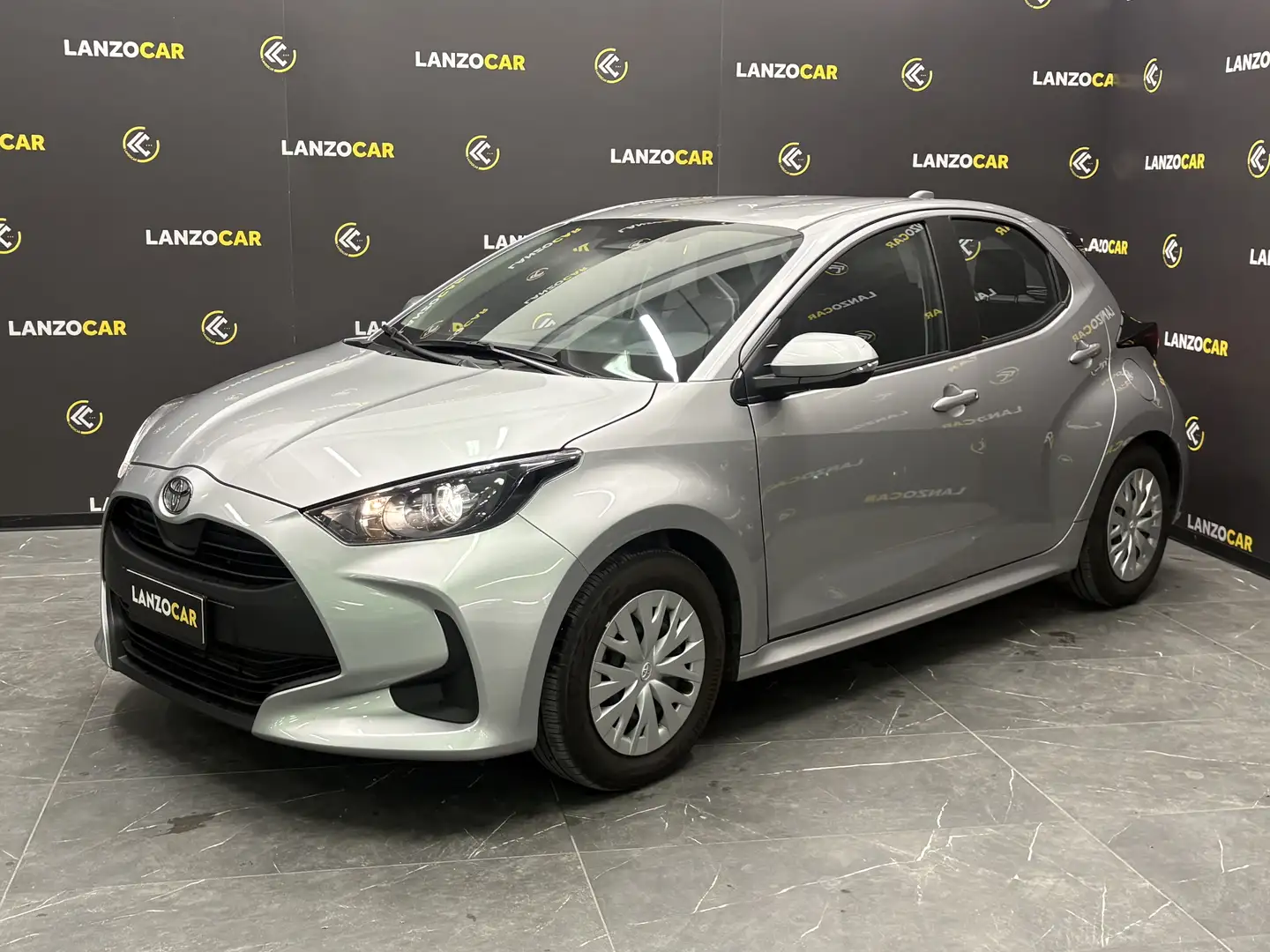Toyota Yaris 1.5 HYBRID 116CV*ACTIVE*AUTO*EXTRA SCONTO* Argento - 1