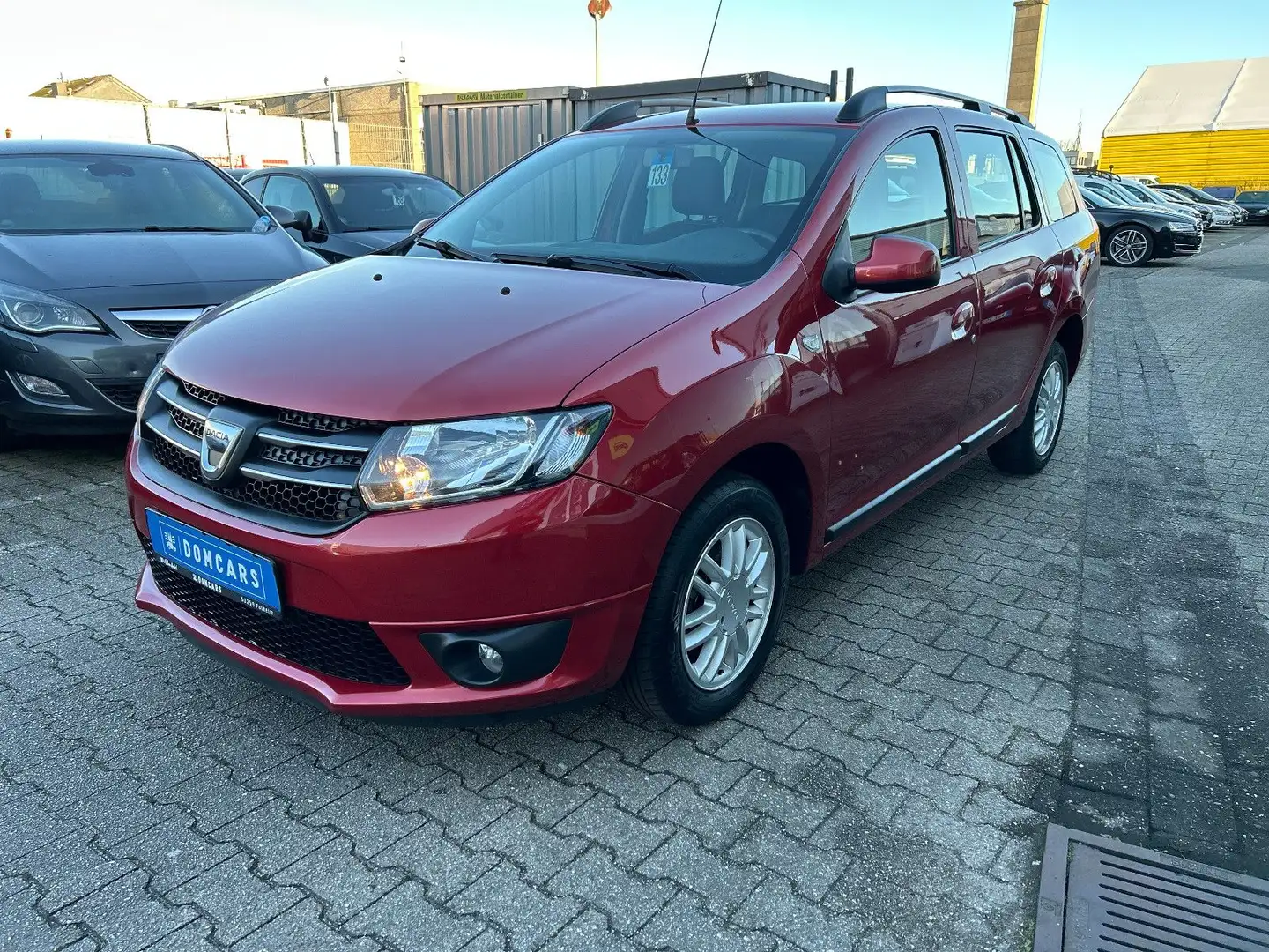 Dacia Logan MCV II Kombi Laureate//ALU/NAVI/BIVALENT// Rot - 2