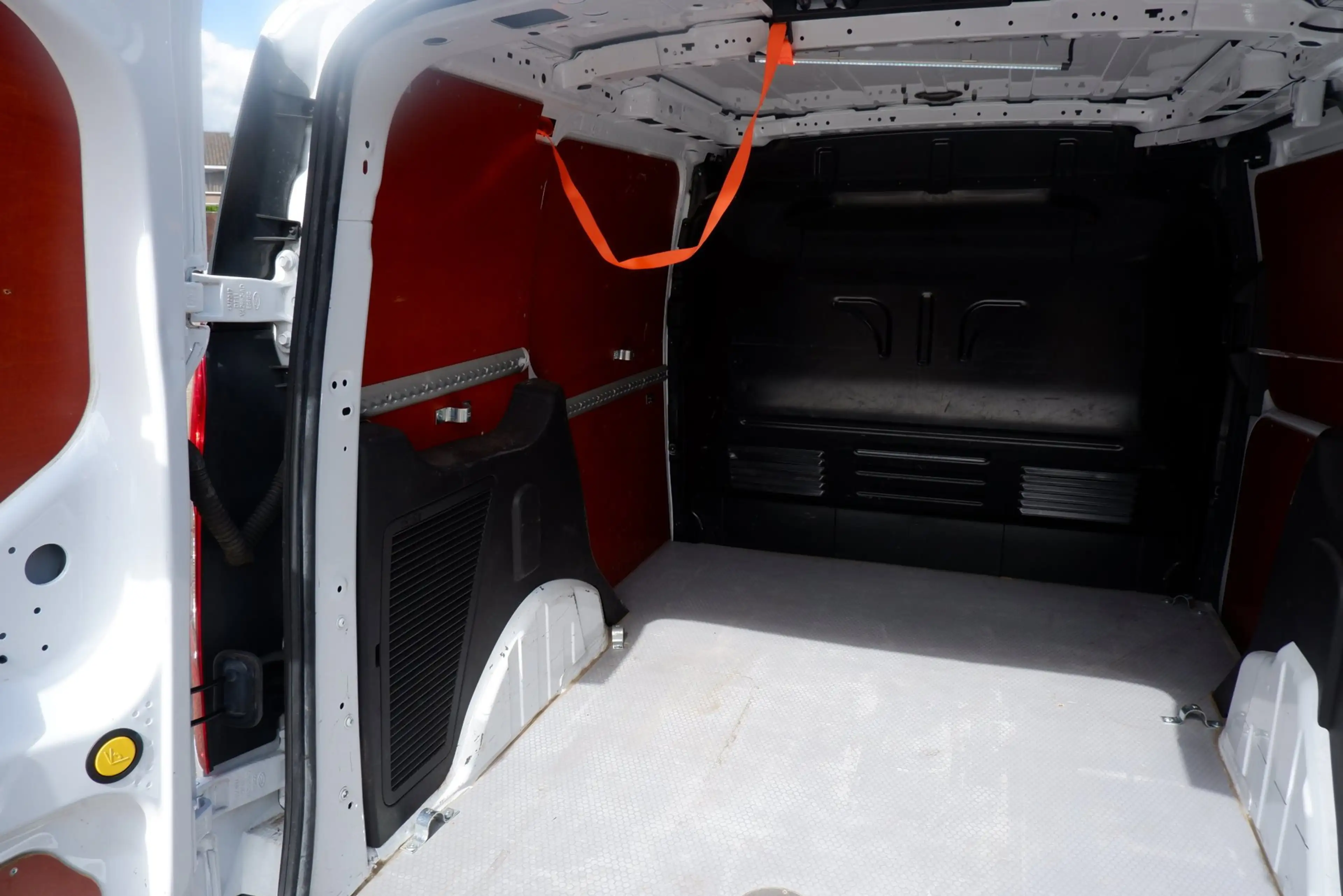 Ford Transit Connect 1.5 TDCI L1 Trend HP — photo 15